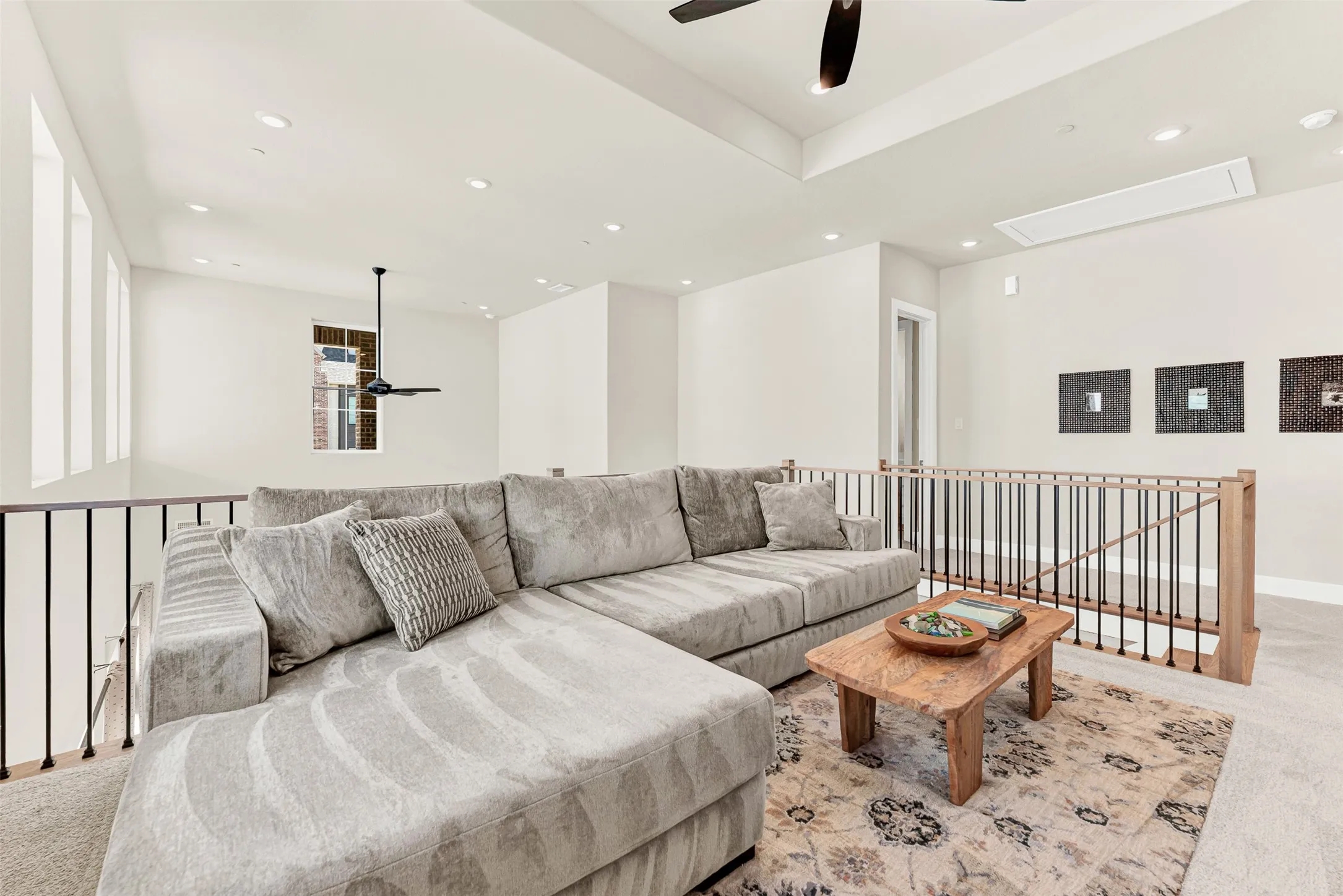 Townhouse For Sale in Denton County , 11965 Dahlia Bay Drive, Frisco, Texas 75033, 3 Bedroom, 3 Bathroom, 2 Garage spaces, 2,401 Sqft, built in 2024, Preowned, mls#21210628, Real Estate Agent in Frisco, Homes For Sale in Denton county, Homes For Sale in Frisco, Realtor in Frisco Texas, Real Estate Brokerage Independent Realty Texas, Luminita Cordes Realtor