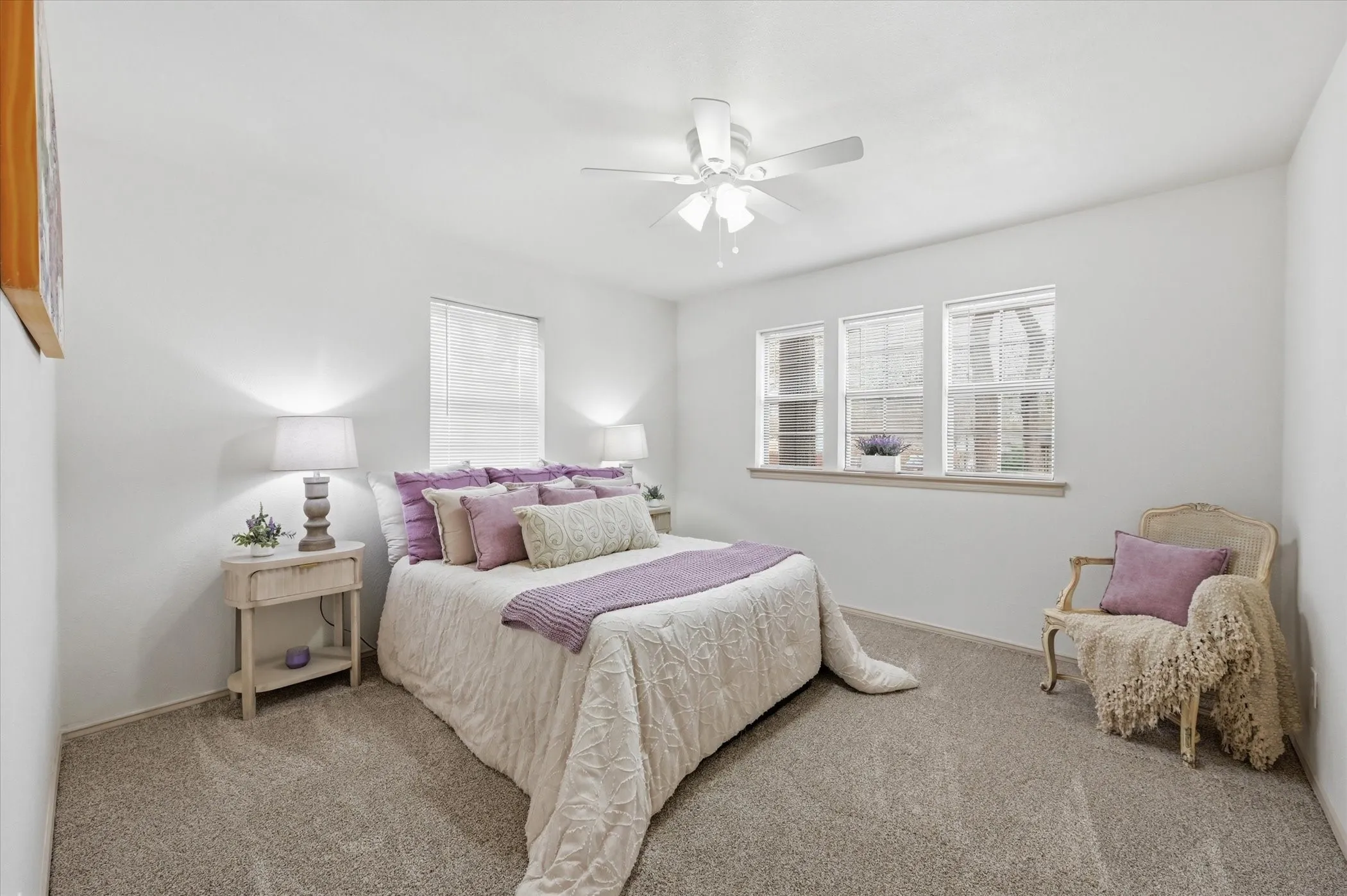 Single Family Residence For Sale in Tarrant County , 5808 Ridge Drive, Arlington, Texas 76016, 3 Bedrooms, 2 Bathrooms, 2 Garage spaces, 2,379 Sqft, built in 1974, Price $400,000, mls#21210306, Real Estate Agent in Arlington, Homes For Sale in Tarrant county, Homes For Sale in Arlington, Realtor in Arlington Texas, Real Estate Brokerage Independent Realty Texas, Luminita Cordes Realtor