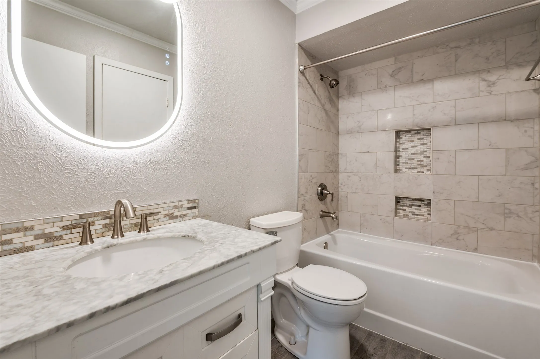 Single Family Residence For Sale in Dallas County , 2628 Via Los Altos, Carrollton, Texas 75006, 2 Bedroom, 2 Bathroom, 2 Garage spaces, 1,176 Sqft, built in 1977, mls#21211722, Real Estate Agent in Carrollton, Homes For Sale in Dallas county, Homes For Sale in Carrollton, Realtor in Carrollton Texas, Real Estate Brokerage Independent Realty Texas, Luminita Cordes Realtor
