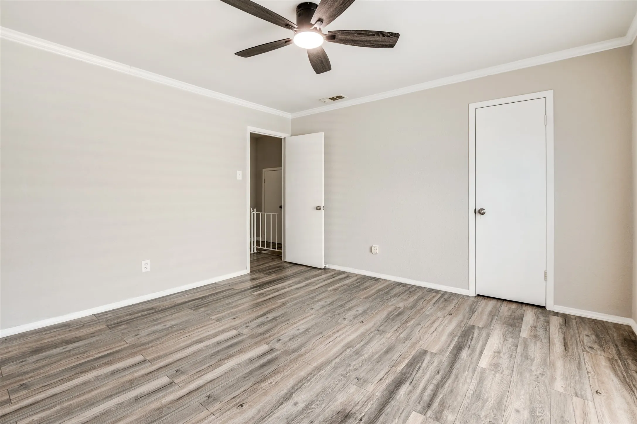 Single Family Residence For Sale in Dallas County , 2628 Via Los Altos, Carrollton, Texas 75006, 2 Bedroom, 2 Bathroom, 2 Garage spaces, 1,176 Sqft, built in 1977, mls#21211722, Real Estate Agent in Carrollton, Homes For Sale in Dallas county, Homes For Sale in Carrollton, Realtor in Carrollton Texas, Real Estate Brokerage Independent Realty Texas, Luminita Cordes Realtor