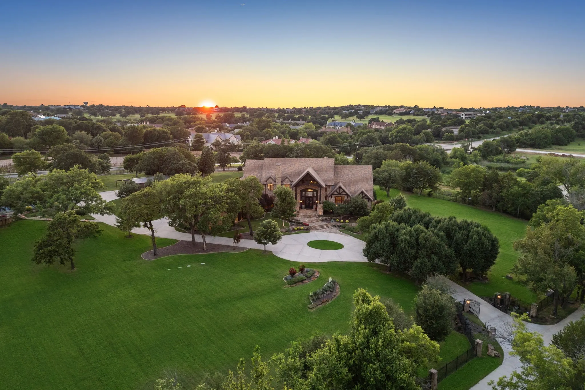 Single Family Residence For Sale in Tarrant County , 1711 Maranatha Way, Southlake, Texas 76092, 5 Bedrooms, 7 Bathrooms, 6 Garage spaces, 7,952 Sqft, built in 2017, Preowned, Price $8,750,000, mls#21203338, Real Estate Agent in Southlake, Homes For Sale in Tarrant county, Homes For Sale in Southlake, Realtor in Southlake Texas, Real Estate Brokerage Independent Realty Texas, Luminita Cordes Realtor