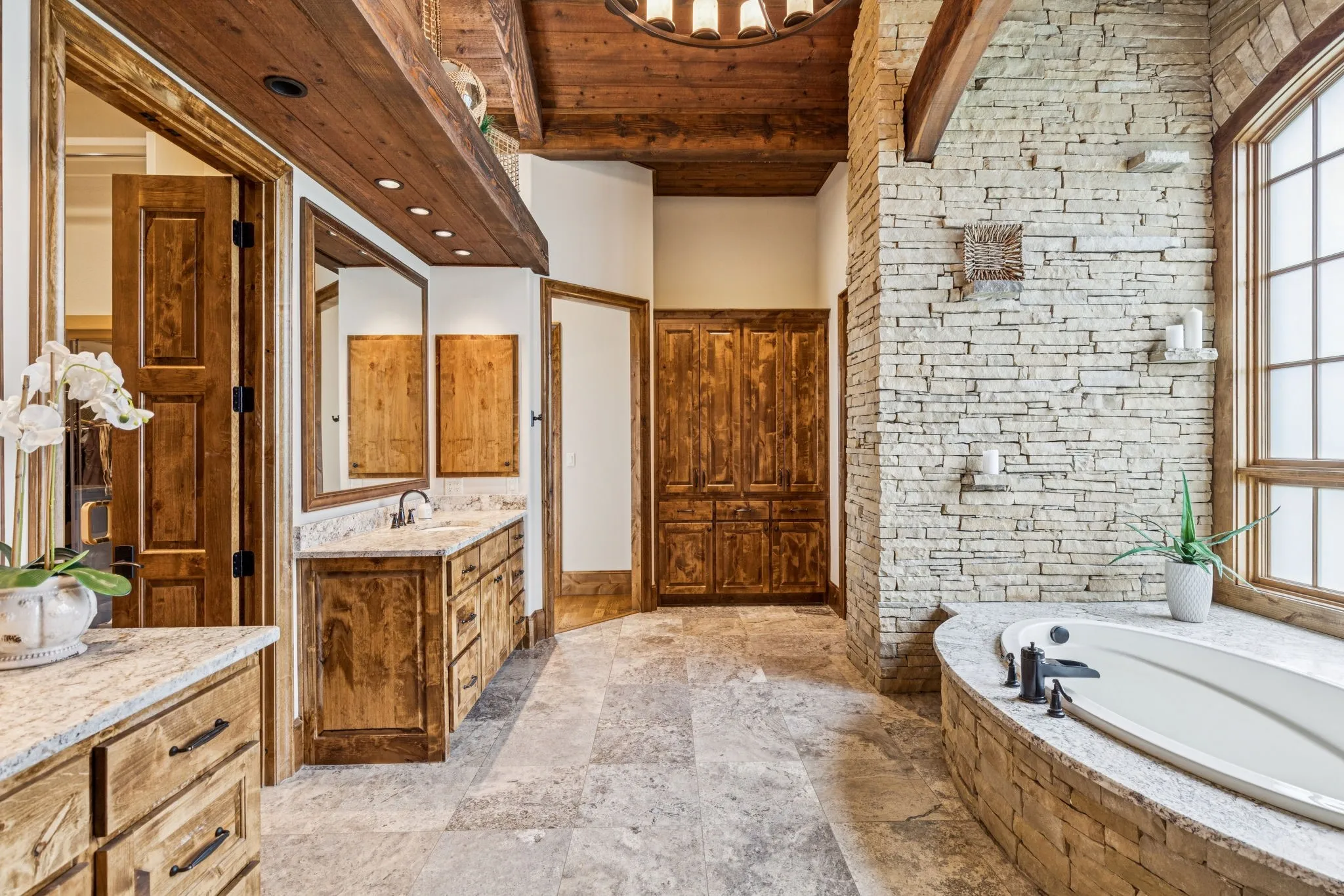 Single Family Residence For Sale in Tarrant County , 1711 Maranatha Way, Southlake, Texas 76092, 5 Bedrooms, 7 Bathrooms, 6 Garage spaces, 7,952 Sqft, built in 2017, Preowned, Price $8,750,000, mls#21203338, Real Estate Agent in Southlake, Homes For Sale in Tarrant county, Homes For Sale in Southlake, Realtor in Southlake Texas, Real Estate Brokerage Independent Realty Texas, Luminita Cordes Realtor