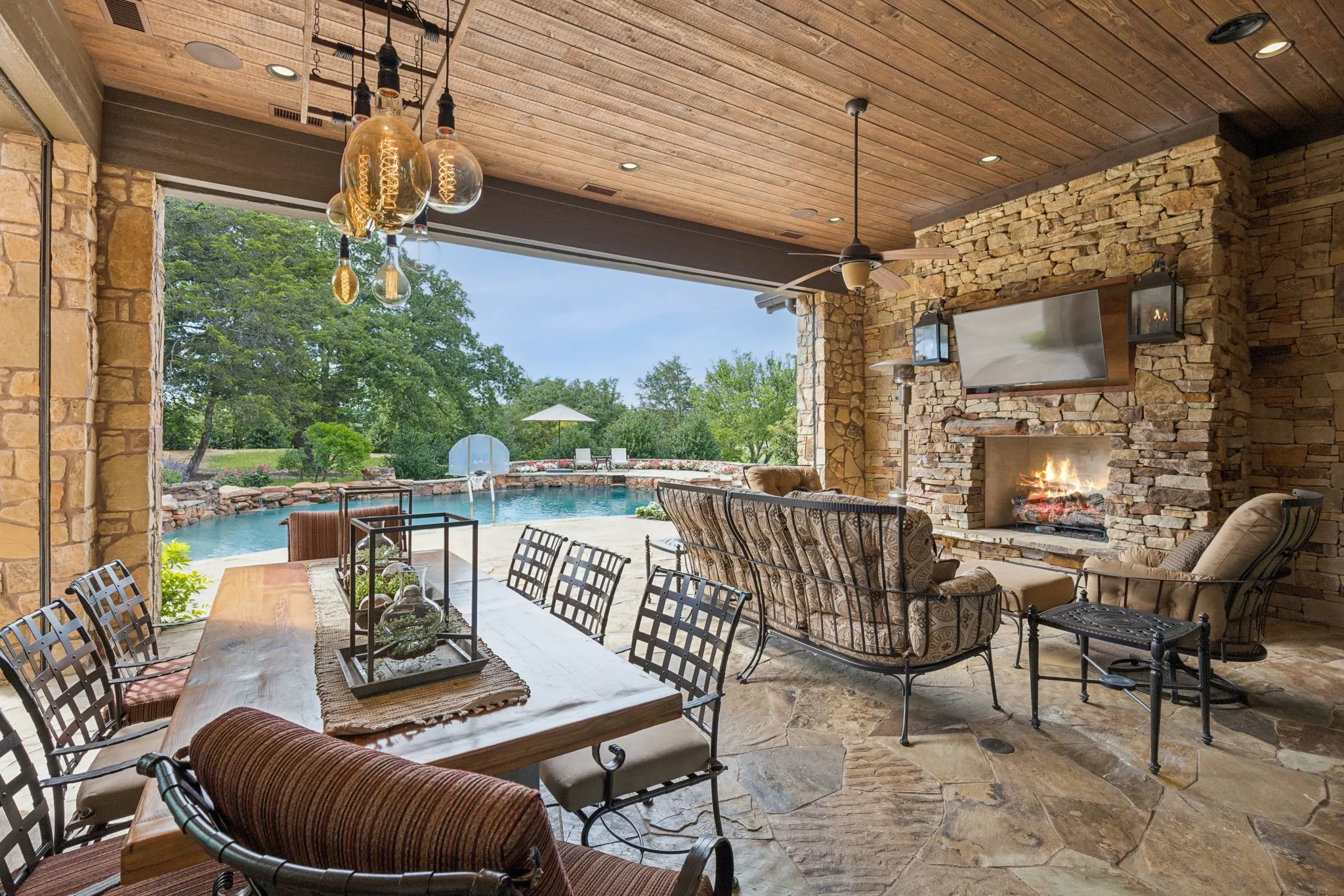 Single Family Residence For Sale in Tarrant County , 1711 Maranatha Way, Southlake, Texas 76092, 5 Bedrooms, 7 Bathrooms, 6 Garage spaces, 7,952 Sqft, built in 2017, Preowned, Price $8,750,000, mls#21203338, Real Estate Agent in Southlake, Homes For Sale in Tarrant county, Homes For Sale in Southlake, Realtor in Southlake Texas, Real Estate Brokerage Independent Realty Texas, Luminita Cordes Realtor