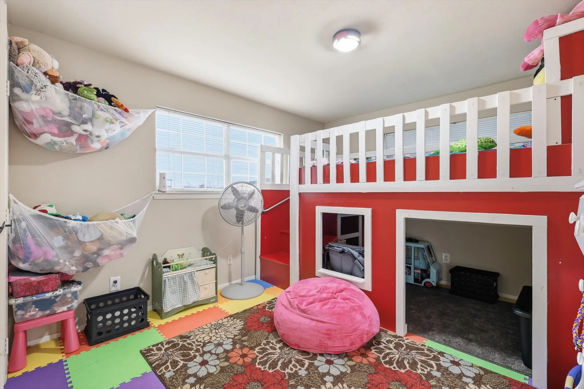 Additional bedroom