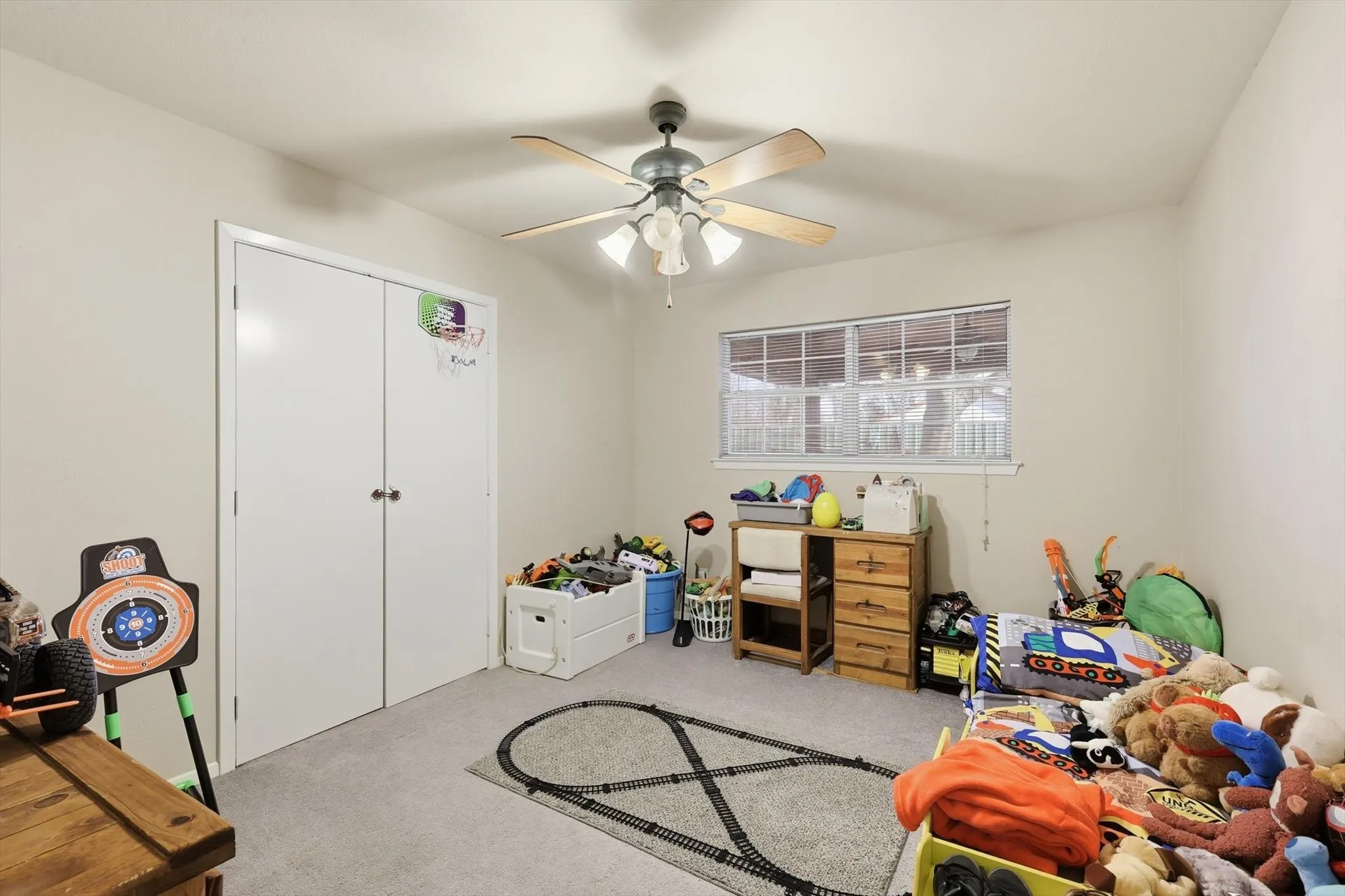 Additional bedroom