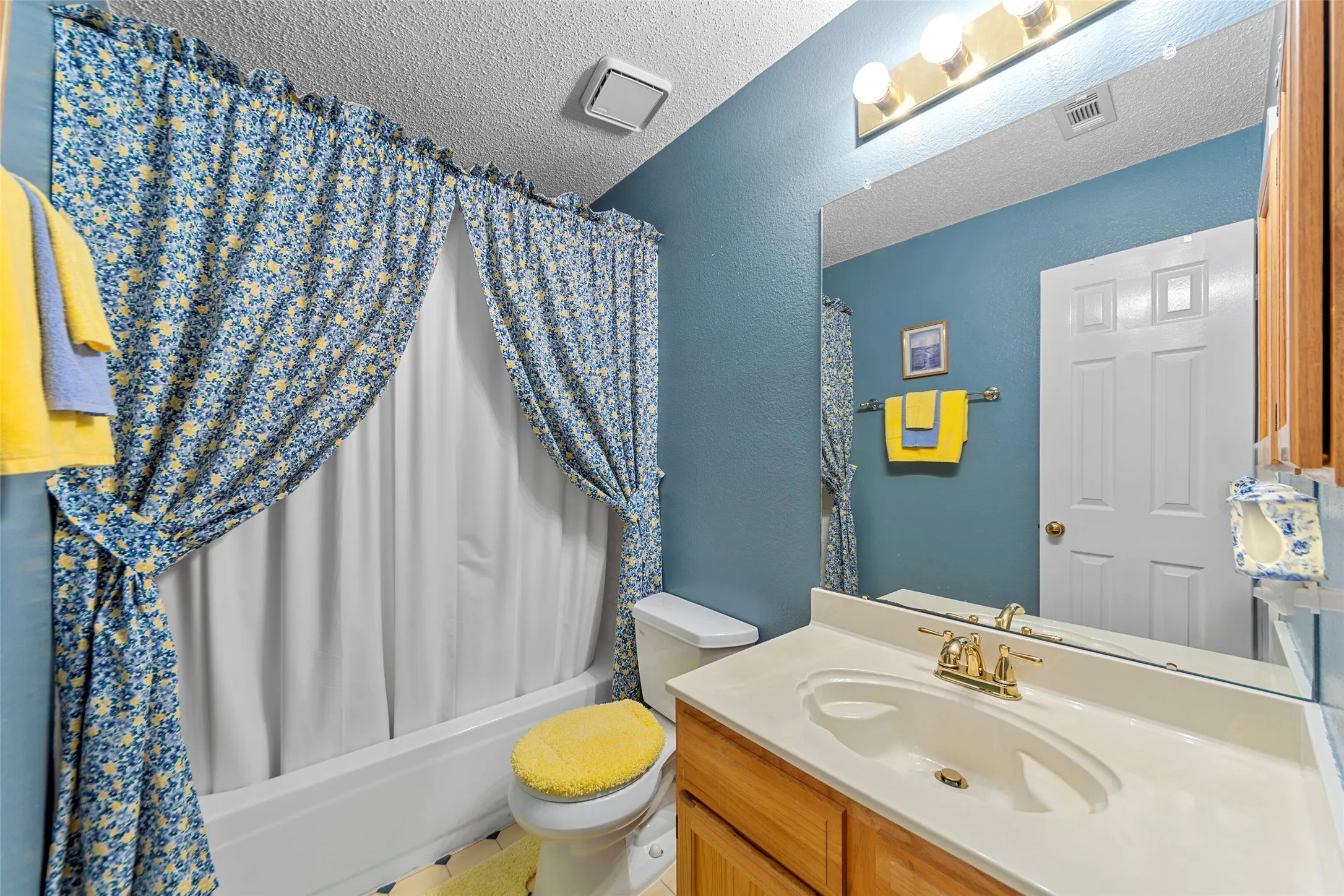 Guest bathroom