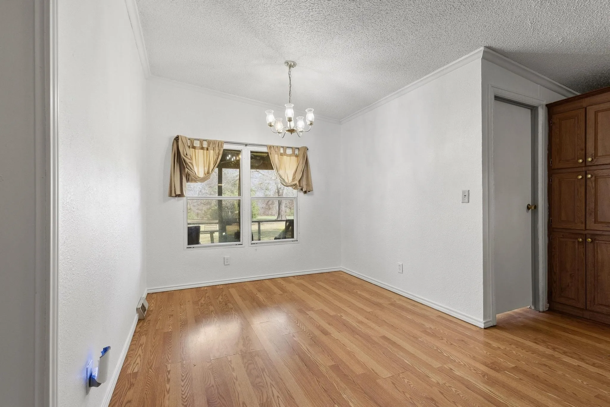Dining room by the kitchen