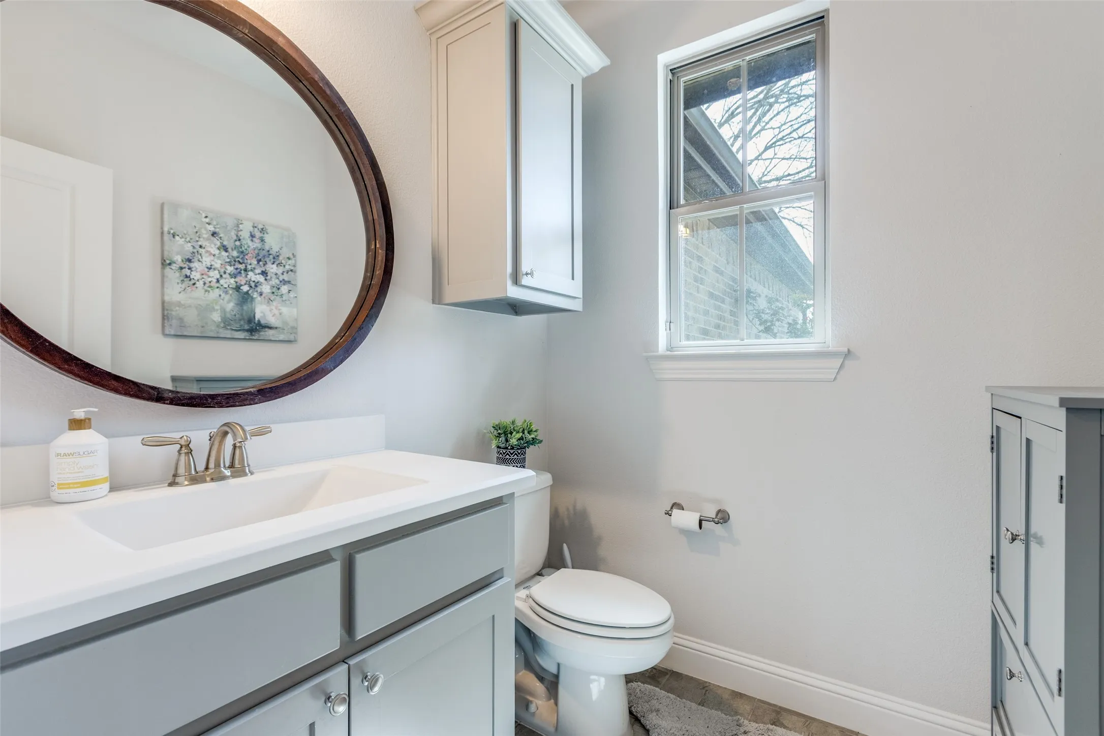 Single Family Residence For Sale in Collin County , 8525 Forest Creek Lane, Anna, Texas 75409, 4 Bedroom, 3 Bathroom, 3 Garage spaces, 2,448 Sqft, built in 2018, Preowned, mls#21210440, Real Estate Agent in Anna, Homes For Sale in Collin county, Homes For Sale in Anna, Realtor in Anna Texas, Real Estate Brokerage Independent Realty Texas, Luminita Cordes Realtor