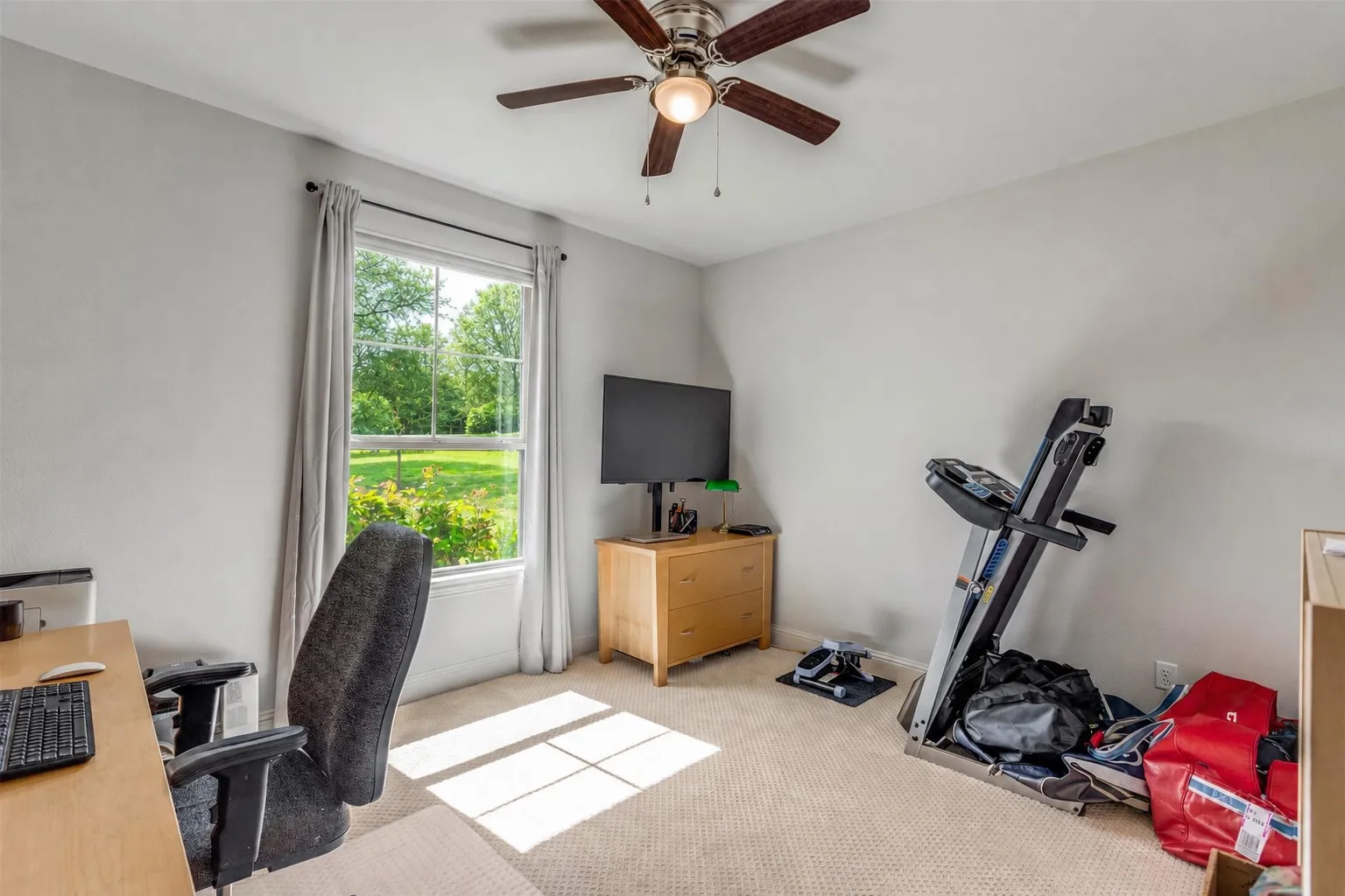 Single Family Residence For Sale in Collin County , 8525 Forest Creek Lane, Anna, Texas 75409, 4 Bedroom, 3 Bathroom, 3 Garage spaces, 2,448 Sqft, built in 2018, Preowned, mls#21210440, Real Estate Agent in Anna, Homes For Sale in Collin county, Homes For Sale in Anna, Realtor in Anna Texas, Real Estate Brokerage Independent Realty Texas, Luminita Cordes Realtor
