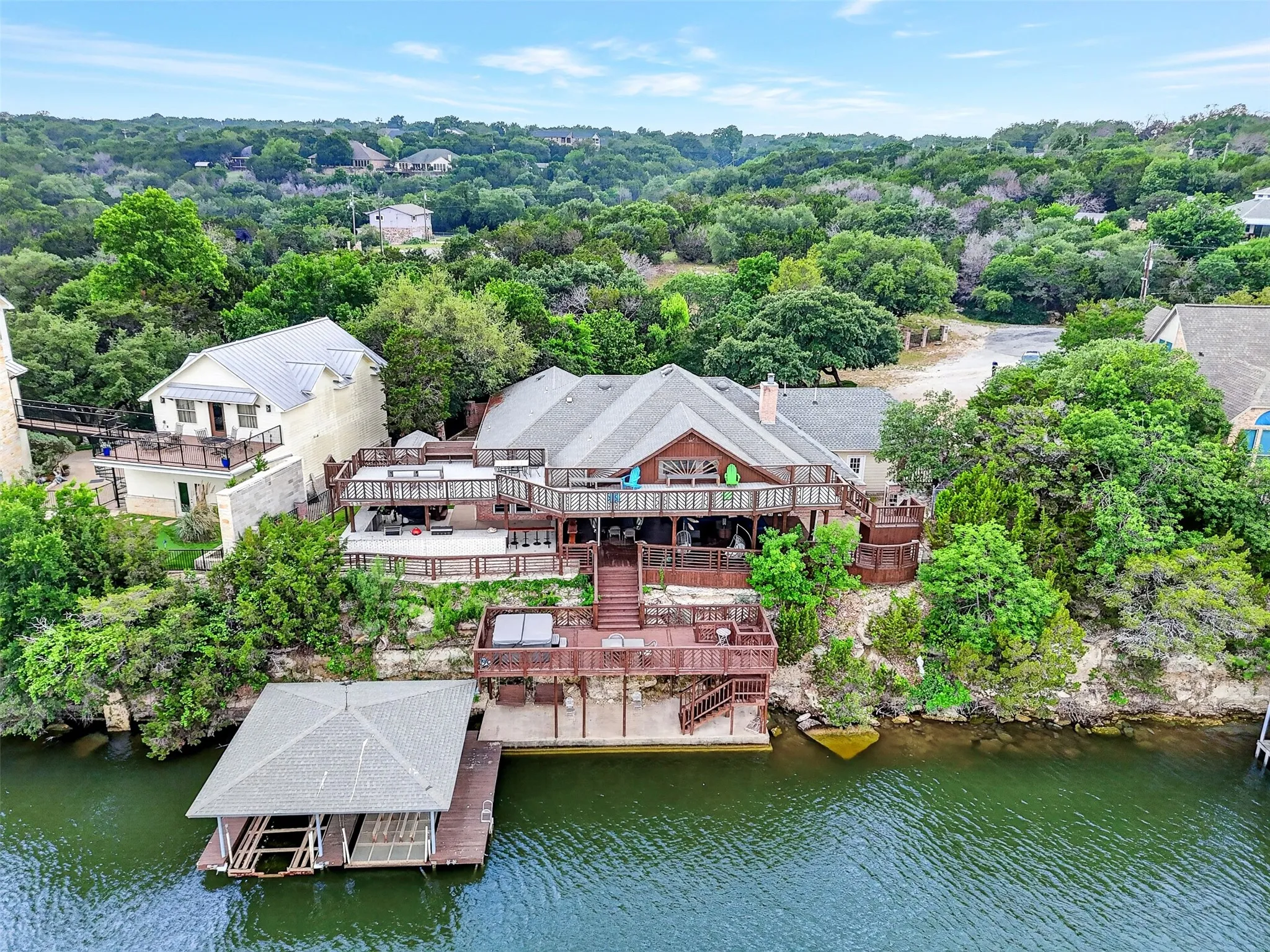 Single Family Residence For Sale in Hood County , 4508 Chavez Court, Granbury, Texas 76048, 5 Bedroom, 3 Bathroom, 2 Garage spaces, 2,773 Sqft, built in 1996, mls#21212178, Real Estate Agent in Granbury, Homes For Sale in Hood county, Homes For Sale in Granbury, Realtor in Granbury Texas, Real Estate Brokerage Independent Realty Texas, Luminita Cordes Realtor