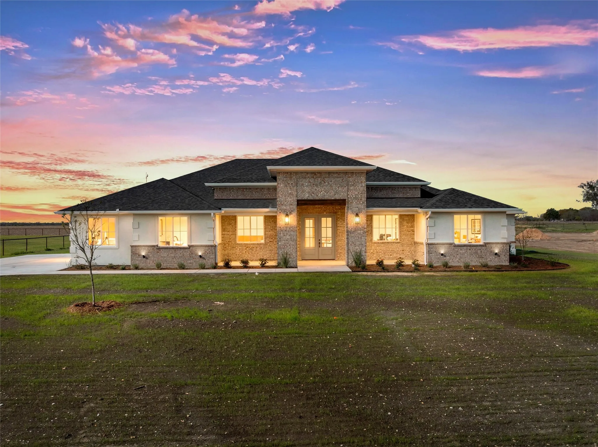 Single Family Residence For Sale in Mc Lennan County , 995 Galaxy Road, Woodway, Texas 76712, 4 Bedroom, 3 Bathroom, 2 Garage spaces, 2,832 Sqft, built in 2026, New Construction - Complete, mls#21209273, Real Estate Agent in Woodway, Homes For Sale in Mc Lennan county, Homes For Sale in Woodway, Realtor in Woodway Texas, Real Estate Brokerage Independent Realty Texas, Luminita Cordes Realtor