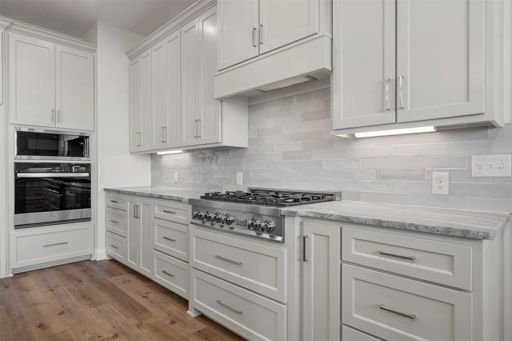 Single Family Residence For Sale in Mc Lennan County , 995 Galaxy Road, Woodway, Texas 76712, 4 Bedroom, 3 Bathroom, 2 Garage spaces, 2,832 Sqft, built in 2026, New Construction - Complete, mls#21209273, Real Estate Agent in Woodway, Homes For Sale in Mc Lennan county, Homes For Sale in Woodway, Realtor in Woodway Texas, Real Estate Brokerage Independent Realty Texas, Luminita Cordes Realtor