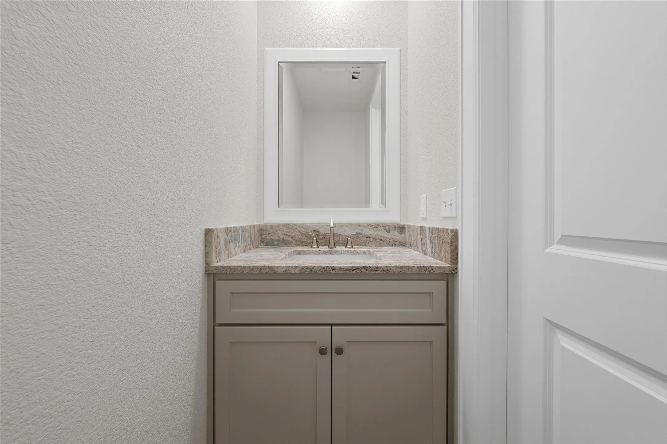 Single Family Residence For Sale in Mc Lennan County , 995 Galaxy Road, Woodway, Texas 76712, 4 Bedroom, 3 Bathroom, 2 Garage spaces, 2,832 Sqft, built in 2026, New Construction - Complete, mls#21209273, Real Estate Agent in Woodway, Homes For Sale in Mc Lennan county, Homes For Sale in Woodway, Realtor in Woodway Texas, Real Estate Brokerage Independent Realty Texas, Luminita Cordes Realtor