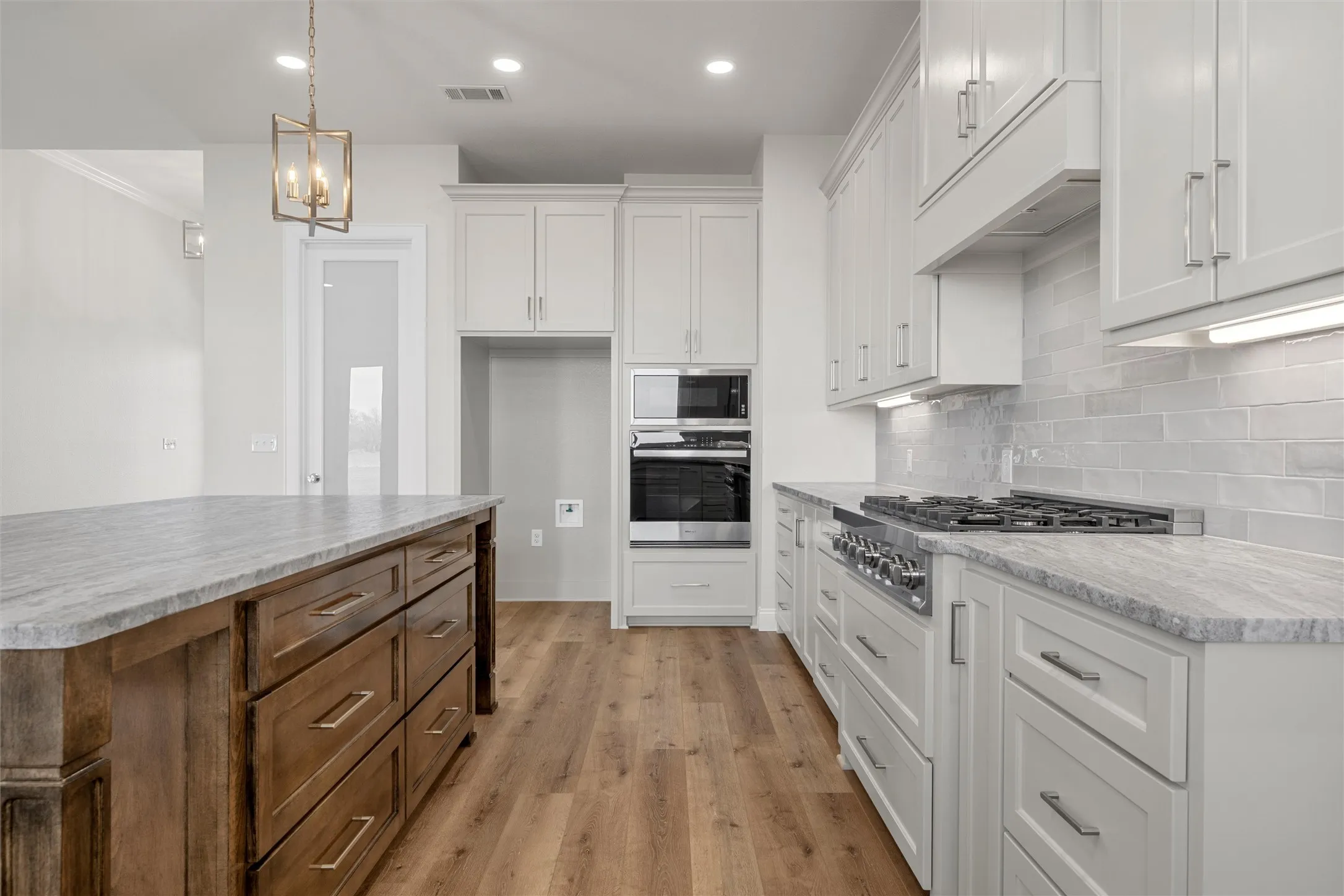 Single Family Residence For Sale in Mc Lennan County , 995 Galaxy Road, Woodway, Texas 76712, 4 Bedroom, 3 Bathroom, 2 Garage spaces, 2,832 Sqft, built in 2026, New Construction - Complete, mls#21209273, Real Estate Agent in Woodway, Homes For Sale in Mc Lennan county, Homes For Sale in Woodway, Realtor in Woodway Texas, Real Estate Brokerage Independent Realty Texas, Luminita Cordes Realtor