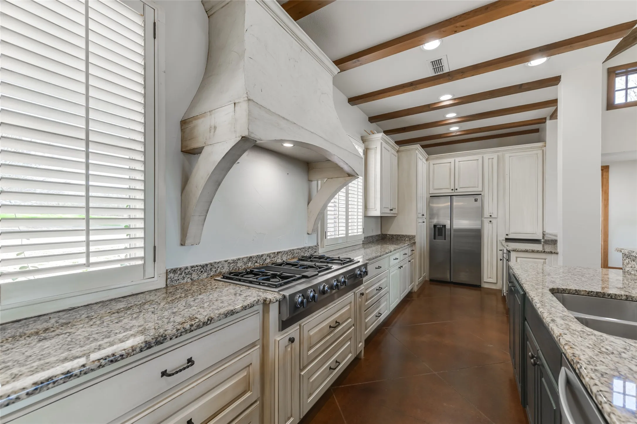 Improved Land For Sale in Wood County , 1002 Private Road 7892, Mineola, Texas 75773, 0, 0, Garage spaces, 0 Sqft, built in 0, Price $1,850,000, mls#21211345, Real Estate Agent in Mineola, Homes For Sale in Wood county, Homes For Sale in Mineola, Realtor in Mineola Texas, Real Estate Brokerage Independent Realty Texas, Luminita Cordes Realtor