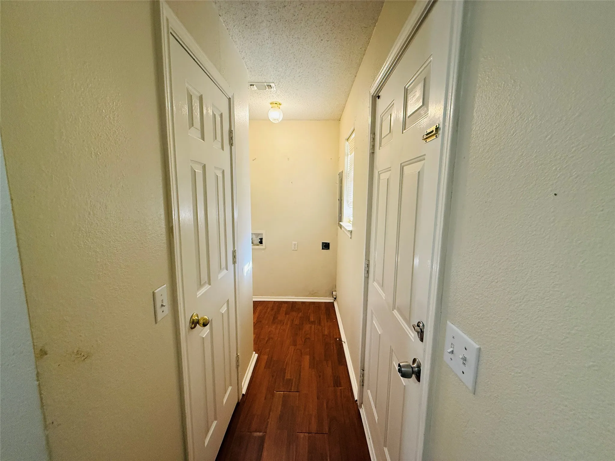 Duplex For Sale in Lamar County , 735 Anderson Road, Reno, Texas 75462, 4 Bedroom, 2 Bathroom, Garage spaces, 0 Sqft, built in 1997, Preowned, mls#21213062, Real Estate Agent in Reno, Homes For Sale in Lamar county, Homes For Sale in Reno, Realtor in Reno Texas, Real Estate Brokerage Independent Realty Texas, Luminita Cordes Realtor