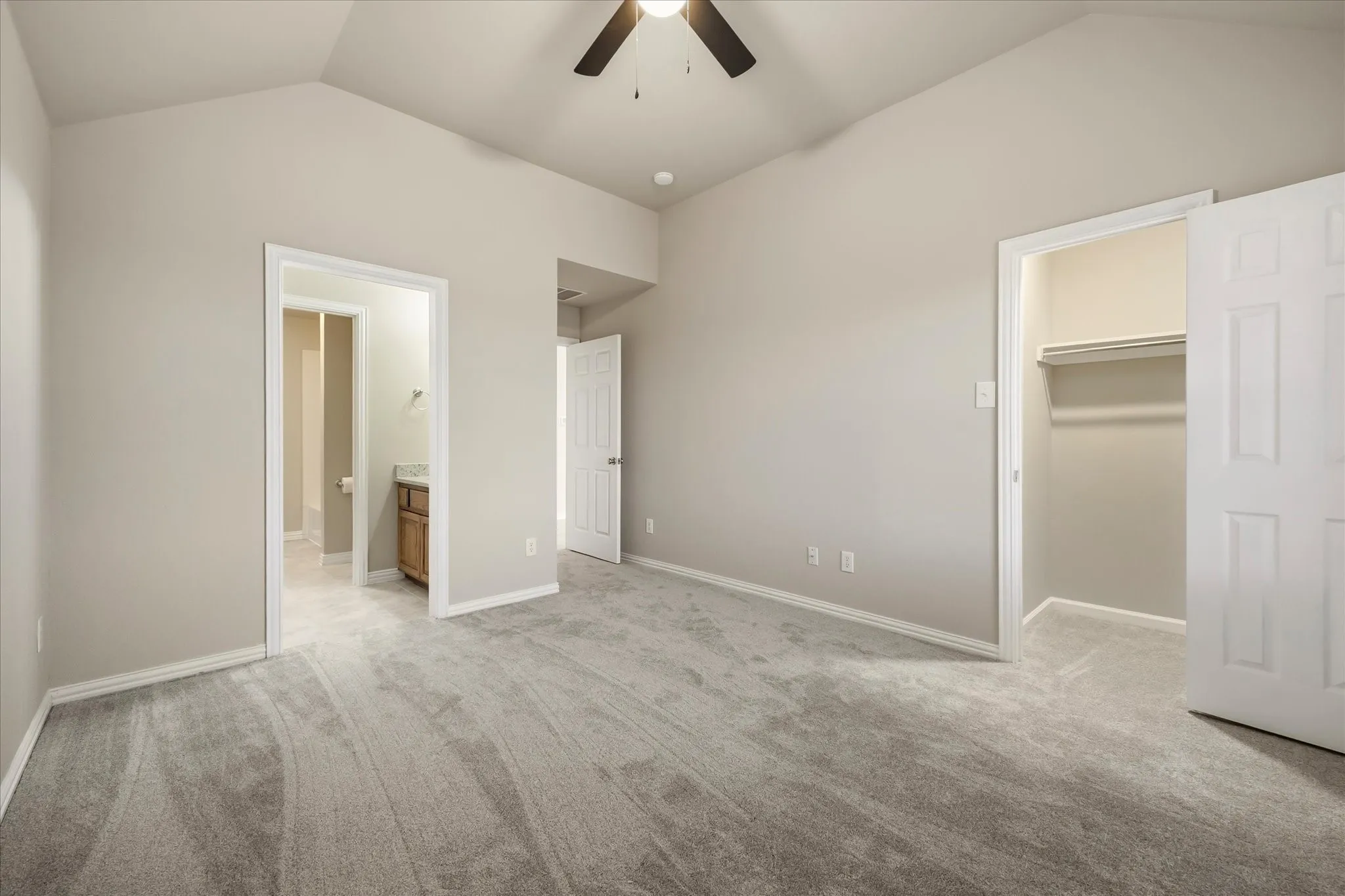 Single Family Residence For Sale in Kaufman County , 118 Stone Drive, Forney, Texas 75126, 4 Bedroom, 4 Bathroom, 3 Garage spaces, 3,477 Sqft, built in 2007, mls#21211362, Real Estate Agent in Forney, Homes For Sale in Kaufman county, Homes For Sale in Forney, Realtor in Forney Texas, Real Estate Brokerage Independent Realty Texas, Luminita Cordes Realtor