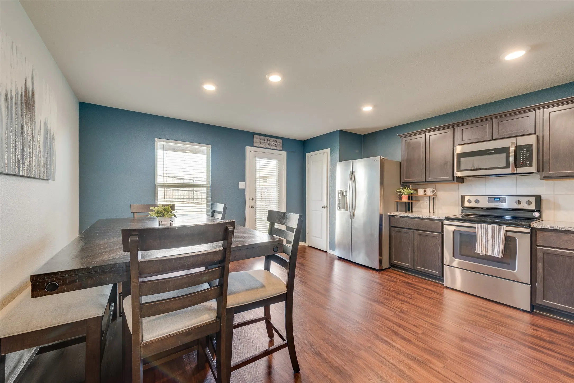 Single Family Residence For Sale in Rockwall County , 813 Horton Street, Fate, Texas 75189, 4 Bedroom, 3 Bathroom, 2 Garage spaces, 2,171 Sqft, built in 2019, Preowned, mls#21213153, Real Estate Agent in Fate, Homes For Sale in Rockwall county, Homes For Sale in Fate, Realtor in Fate Texas, Real Estate Brokerage Independent Realty Texas, Luminita Cordes Realtor