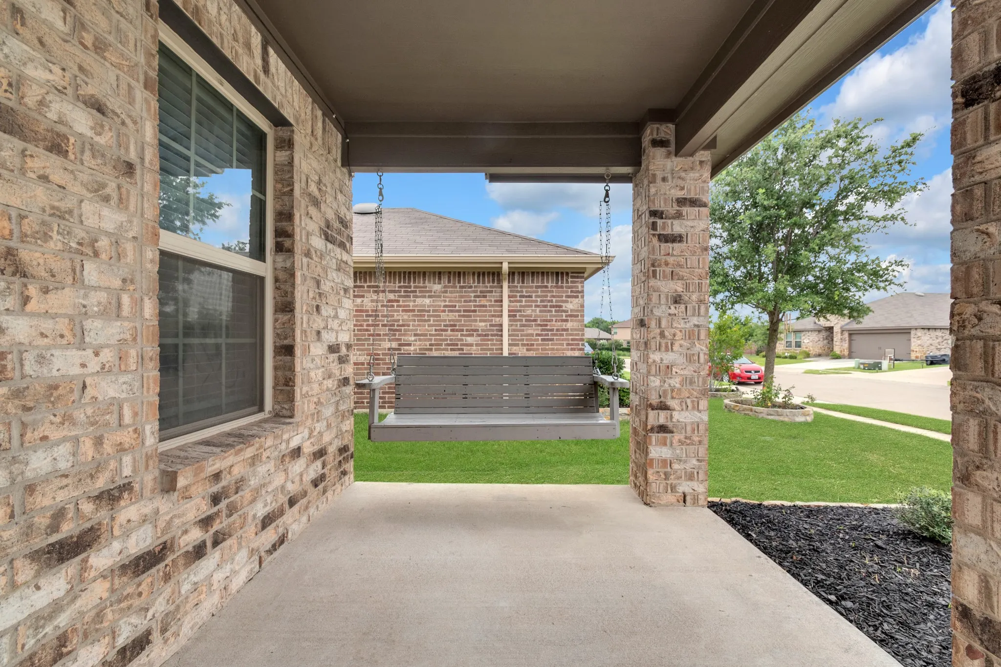 Single Family Residence For Sale in Rockwall County , 813 Horton Street, Fate, Texas 75189, 4 Bedroom, 3 Bathroom, 2 Garage spaces, 2,171 Sqft, built in 2019, Preowned, mls#21213153, Real Estate Agent in Fate, Homes For Sale in Rockwall county, Homes For Sale in Fate, Realtor in Fate Texas, Real Estate Brokerage Independent Realty Texas, Luminita Cordes Realtor