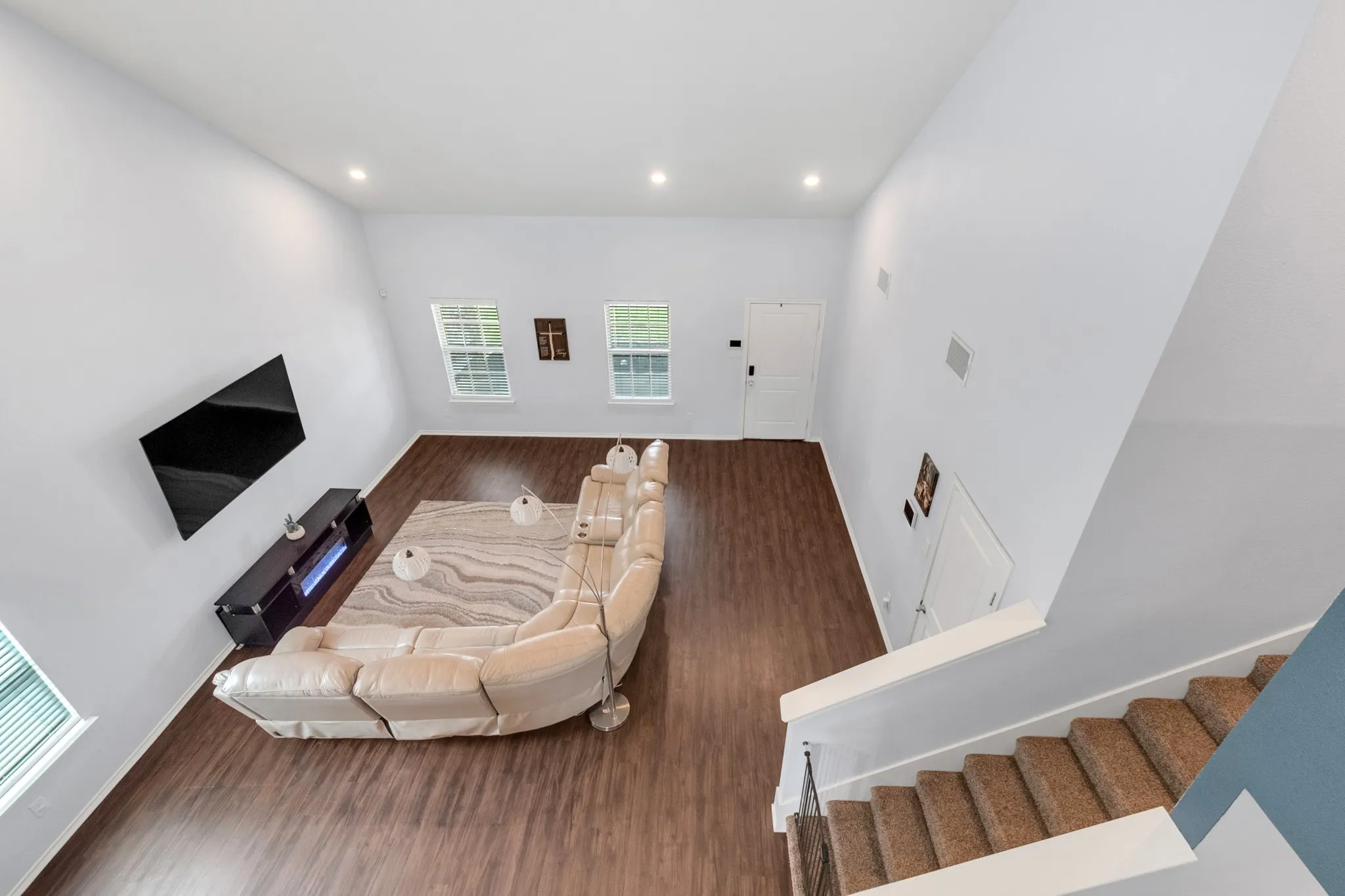 Single Family Residence For Sale in Rockwall County , 813 Horton Street, Fate, Texas 75189, 4 Bedroom, 3 Bathroom, 2 Garage spaces, 2,171 Sqft, built in 2019, Preowned, mls#21213153, Real Estate Agent in Fate, Homes For Sale in Rockwall county, Homes For Sale in Fate, Realtor in Fate Texas, Real Estate Brokerage Independent Realty Texas, Luminita Cordes Realtor