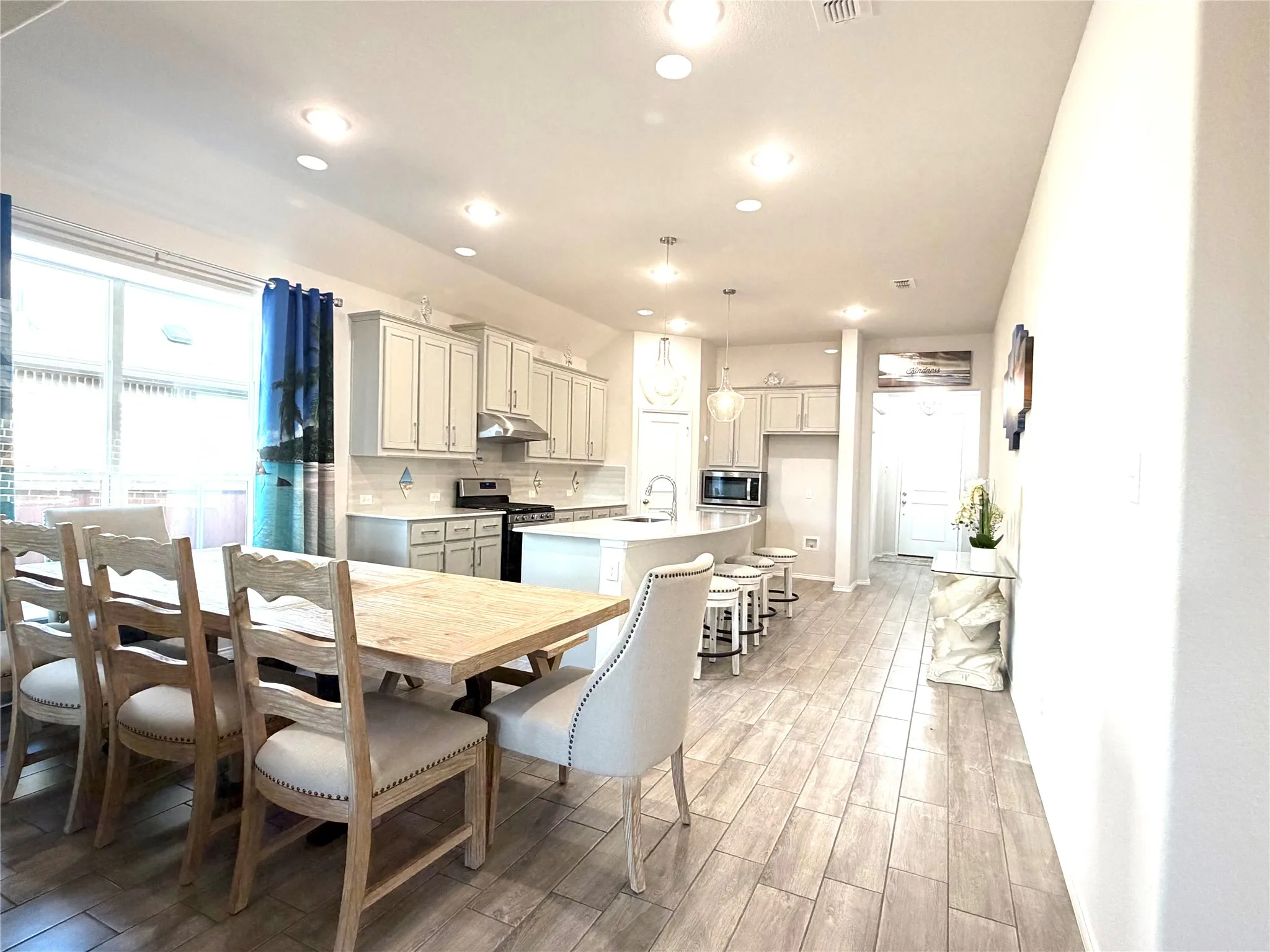 Single Family Residence For Sale in Kaufman County , 3747 Topeka Trail, Heartland, Texas 75114, 4 Bedrooms, 2 Bathrooms, 2 Garage spaces, 2,042 Sqft, built in 2023, Price $375,000, mls#21213160, Real Estate Agent in Heartland, Homes For Sale in Kaufman county, Homes For Sale in Heartland, Realtor in Heartland Texas, Real Estate Brokerage Independent Realty Texas, Luminita Cordes Realtor