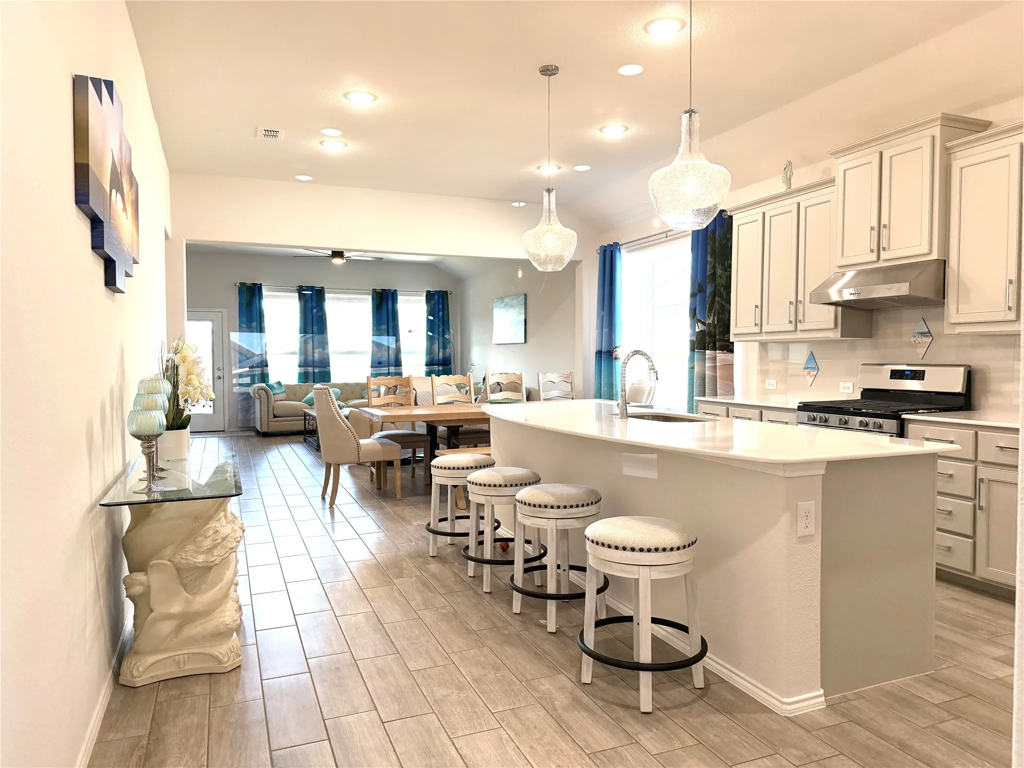 Single Family Residence For Sale in Kaufman County , 3747 Topeka Trail, Heartland, Texas 75114, 4 Bedrooms, 2 Bathrooms, 2 Garage spaces, 2,042 Sqft, built in 2023, Price $375,000, mls#21213160, Real Estate Agent in Heartland, Homes For Sale in Kaufman county, Homes For Sale in Heartland, Realtor in Heartland Texas, Real Estate Brokerage Independent Realty Texas, Luminita Cordes Realtor