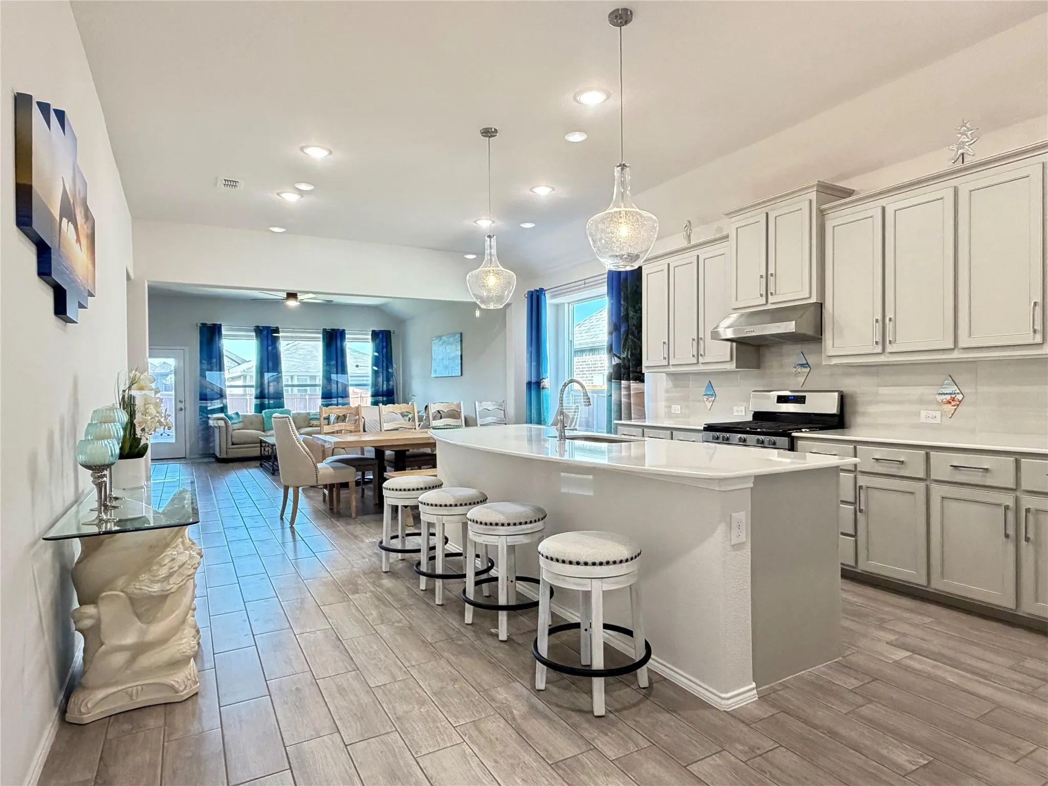 Single Family Residence For Sale in Kaufman County , 3747 Topeka Trail, Heartland, Texas 75114, 4 Bedrooms, 2 Bathrooms, 2 Garage spaces, 2,042 Sqft, built in 2023, Price $375,000, mls#21213160, Real Estate Agent in Heartland, Homes For Sale in Kaufman county, Homes For Sale in Heartland, Realtor in Heartland Texas, Real Estate Brokerage Independent Realty Texas, Luminita Cordes Realtor