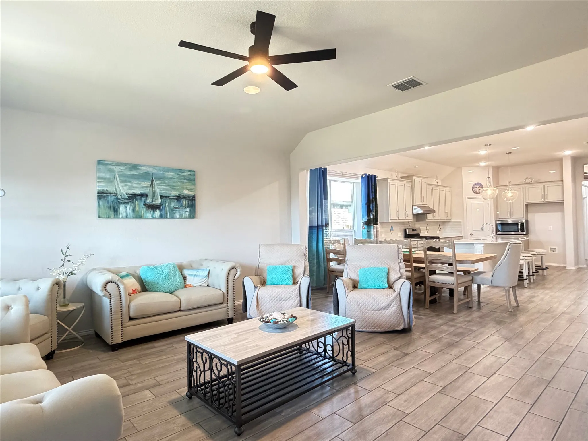Single Family Residence For Sale in Kaufman County , 3747 Topeka Trail, Heartland, Texas 75114, 4 Bedrooms, 2 Bathrooms, 2 Garage spaces, 2,042 Sqft, built in 2023, Price $375,000, mls#21213160, Real Estate Agent in Heartland, Homes For Sale in Kaufman county, Homes For Sale in Heartland, Realtor in Heartland Texas, Real Estate Brokerage Independent Realty Texas, Luminita Cordes Realtor