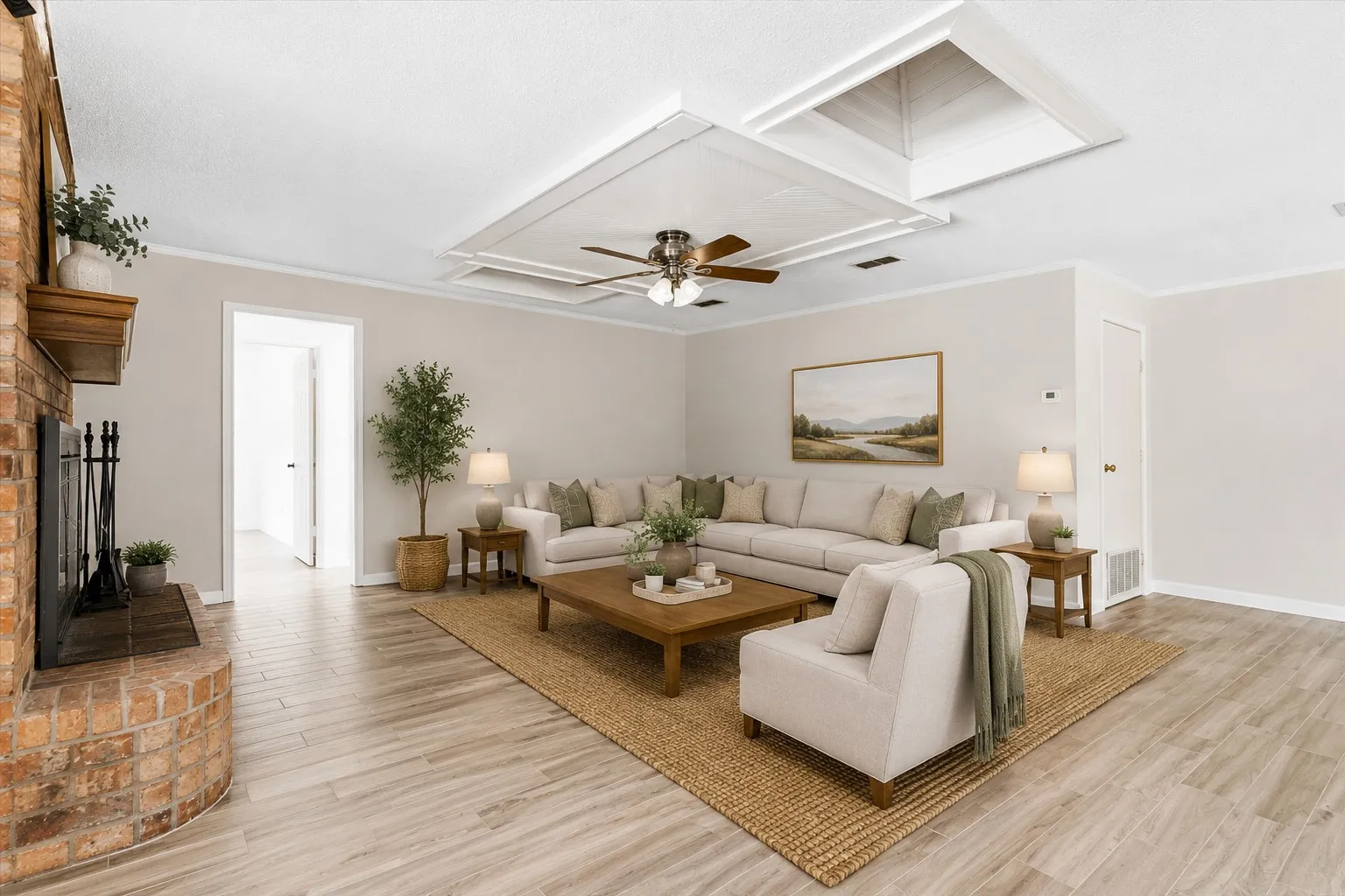 Single Family Residence For Sale in Parker County , 408 Canyon Trail Road, Weatherford, Texas 76087, 4 Bedroom, 3 Bathroom, 2 Garage spaces, 2,396 Sqft, built in 1978, Preowned, mls#21213032, Real Estate Agent in Weatherford, Homes For Sale in Parker county, Homes For Sale in Weatherford, Realtor in Weatherford Texas, Real Estate Brokerage Independent Realty Texas, Luminita Cordes Realtor