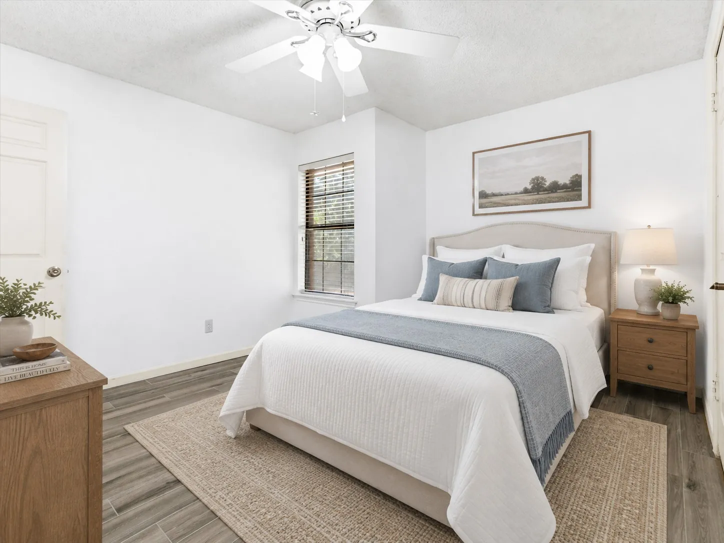 Single Family Residence For Sale in Parker County , 408 Canyon Trail Road, Weatherford, Texas 76087, 4 Bedroom, 3 Bathroom, 2 Garage spaces, 2,396 Sqft, built in 1978, Preowned, mls#21213032, Real Estate Agent in Weatherford, Homes For Sale in Parker county, Homes For Sale in Weatherford, Realtor in Weatherford Texas, Real Estate Brokerage Independent Realty Texas, Luminita Cordes Realtor