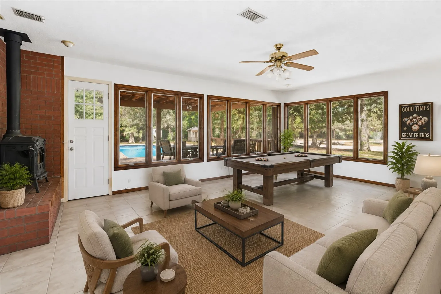 Single Family Residence For Sale in Parker County , 408 Canyon Trail Road, Weatherford, Texas 76087, 4 Bedroom, 3 Bathroom, 2 Garage spaces, 2,396 Sqft, built in 1978, Preowned, mls#21213032, Real Estate Agent in Weatherford, Homes For Sale in Parker county, Homes For Sale in Weatherford, Realtor in Weatherford Texas, Real Estate Brokerage Independent Realty Texas, Luminita Cordes Realtor