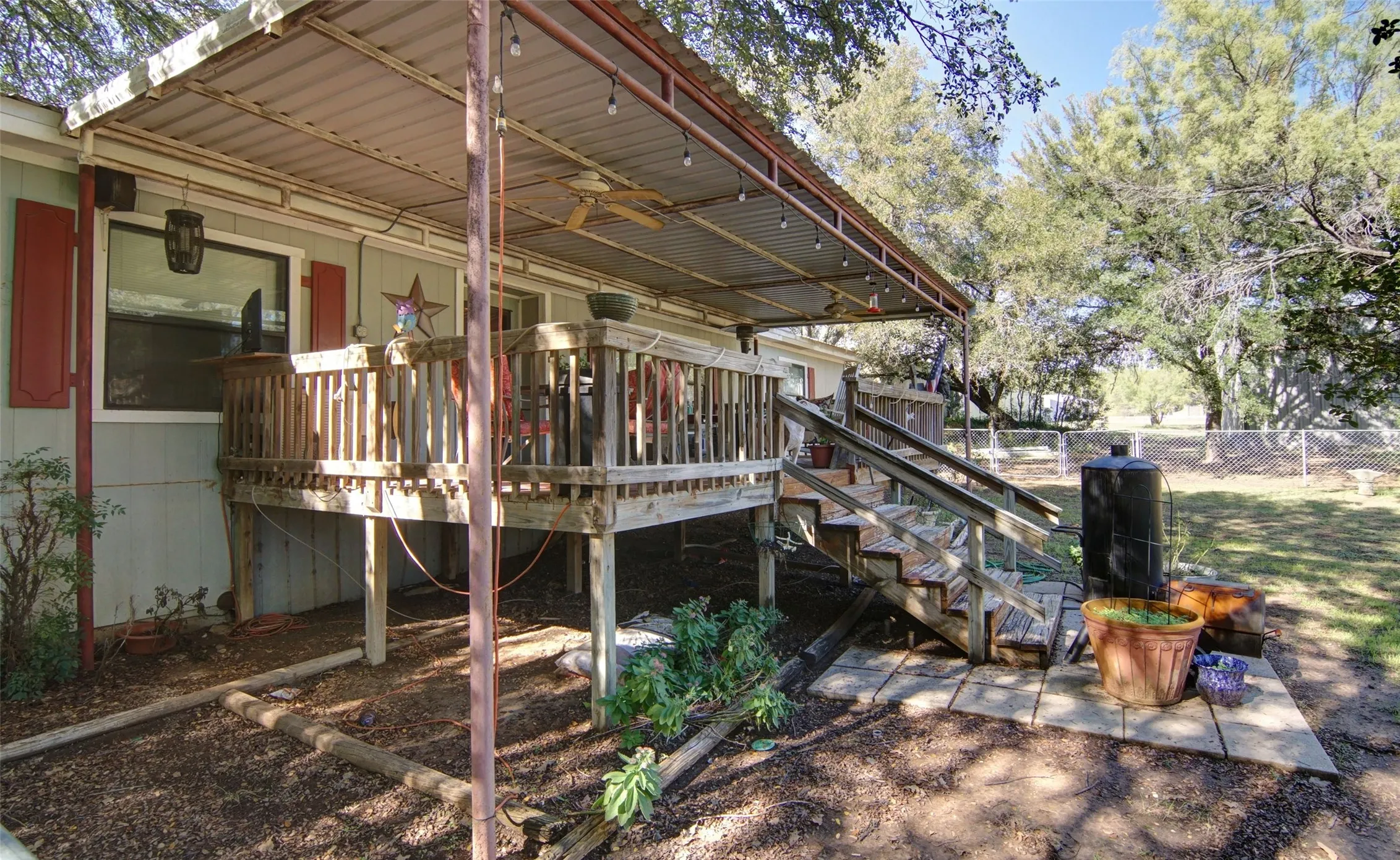 Manufactured Home For Sale in Palo Pinto County , 4812 Sunset Lane 36, Possum Kingdom Lake, Texas 76450, 3 Bedroom, 2 Bathroom, 2 Garage spaces, 1,456 Sqft, built in 1984, Preowned, mls#21212772, Real Estate Agent in Possum Kingdom Lake, Homes For Sale in Palo Pinto county, Homes For Sale in Possum Kingdom Lake, Realtor in Possum Kingdom Lake Texas, Real Estate Brokerage Independent Realty Texas, Luminita Cordes Realtor