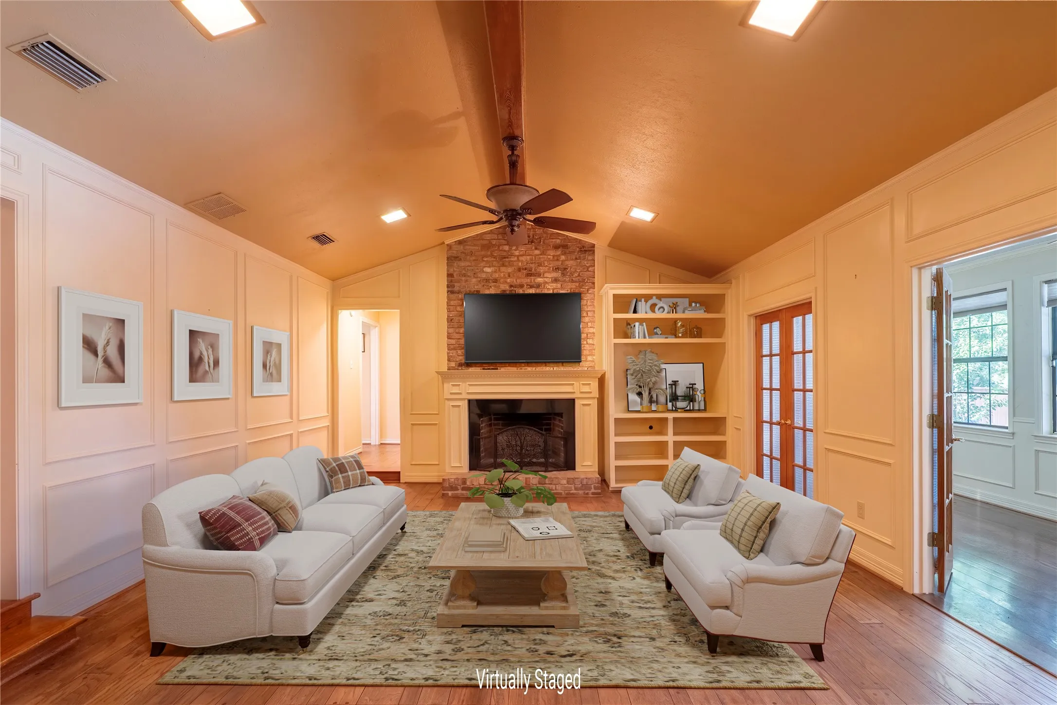 Family Room - virtually staged