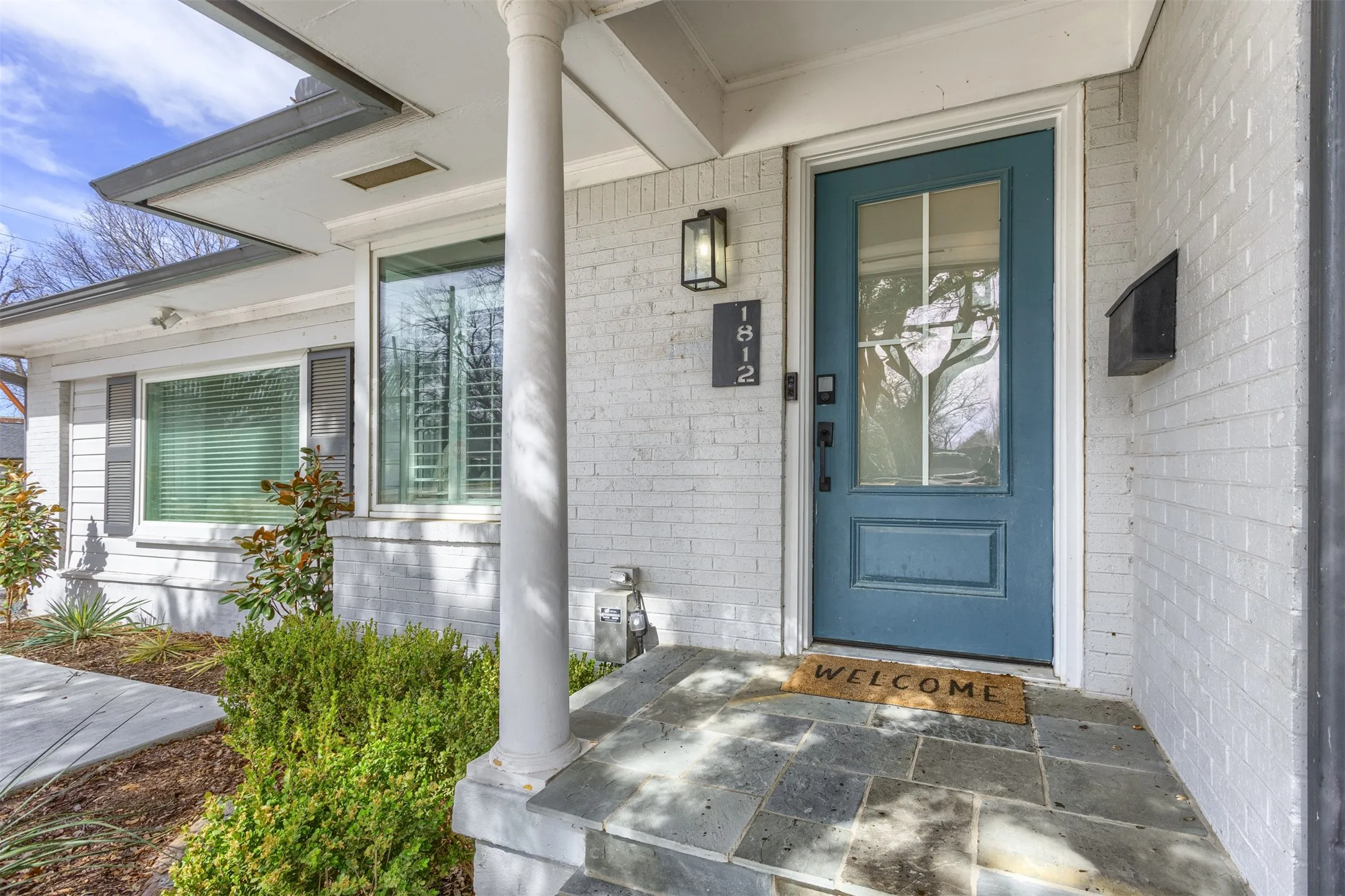 Single Family Residence For Sale in Collin County , 1812 Carol Street, Mc Kinney, Texas 75069, 3 Bedroom, 2 Bathroom, 1 Garage spaces, 2,210 Sqft, built in 1953, mls#21213233, Real Estate Agent in Mc Kinney, Homes For Sale in Collin county, Homes For Sale in Mc Kinney, Realtor in Mc Kinney Texas, Real Estate Brokerage Independent Realty Texas, Luminita Cordes Realtor