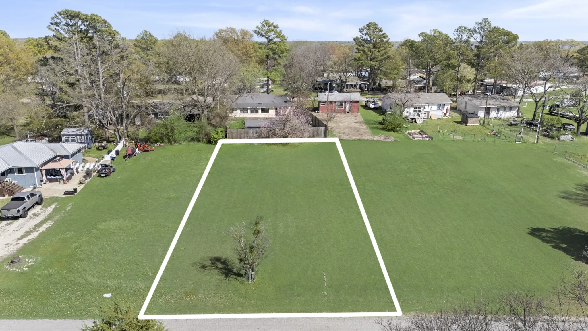 Unimproved Land For Sale in Rains County , 002 Briggs Boulevard, East Tawakoni, Texas 75472, 0, 0, Garage spaces, 0 Sqft, built in 0, Price $39,900, mls#21213294, Real Estate Agent in East Tawakoni, Homes For Sale in Rains county, Homes For Sale in East Tawakoni, Realtor in East Tawakoni Texas, Real Estate Brokerage Independent Realty Texas, Luminita Cordes Realtor