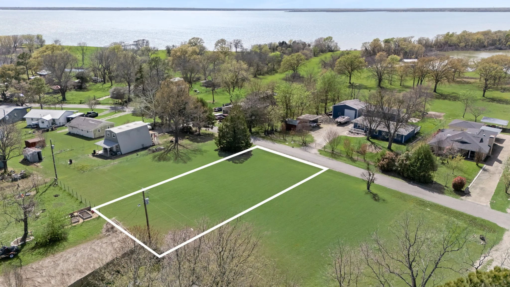 Unimproved Land For Sale in Rains County , 002 Briggs Boulevard, East Tawakoni, Texas 75472, 0, 0, Garage spaces, 0 Sqft, built in 0, Price $39,900, mls#21213294, Real Estate Agent in East Tawakoni, Homes For Sale in Rains county, Homes For Sale in East Tawakoni, Realtor in East Tawakoni Texas, Real Estate Brokerage Independent Realty Texas, Luminita Cordes Realtor