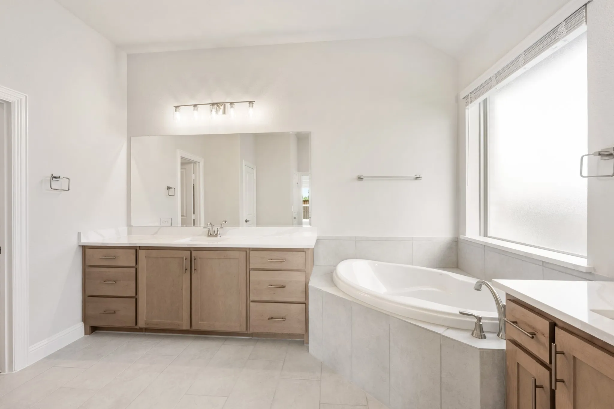 Single Family Residence For Sale in Rockwall County , 3749 Mesa Verde Drive, Rockwall, Texas 75032, 4 Bedroom, 3 Bathroom, 3 Garage spaces, 2,778 Sqft, built in 2026, New Construction - Complete, mls#21213301, Real Estate Agent in Rockwall, Homes For Sale in Rockwall county, Homes For Sale in Rockwall, Realtor in Rockwall Texas, Real Estate Brokerage Independent Realty Texas, Luminita Cordes Realtor