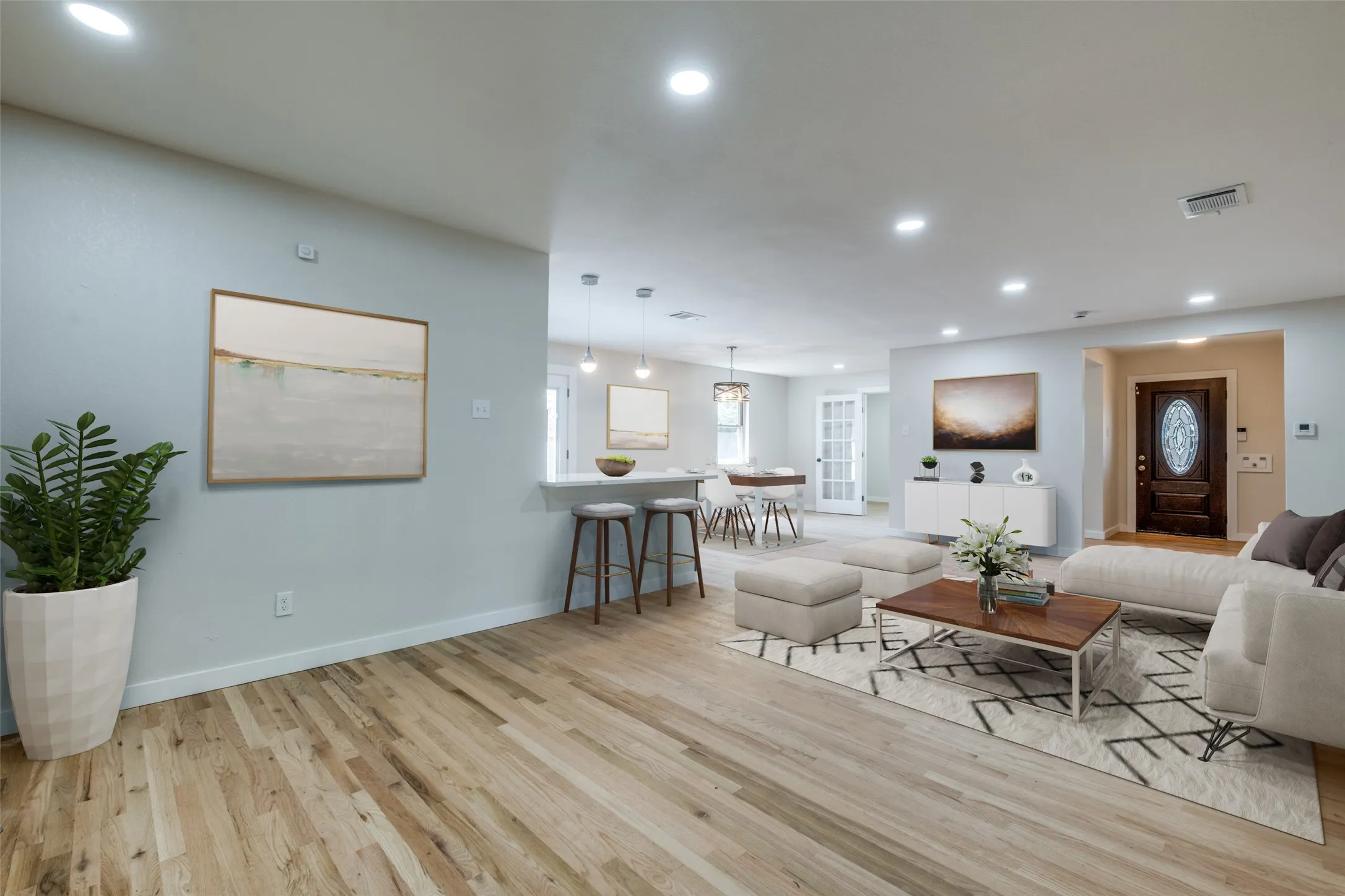 Single Family Residence For Sale in Dallas County , 8494 Swift Avenue, Dallas, Texas 75228, 3 Bedroom, 2 Bathroom, 2 Garage spaces, 1,837 Sqft, built in 1962, mls#21213121, Real Estate Agent in Dallas, Homes For Sale in Dallas county, Homes For Sale in Dallas, Realtor in Dallas Texas, Real Estate Brokerage Independent Realty Texas, Luminita Cordes Realtor