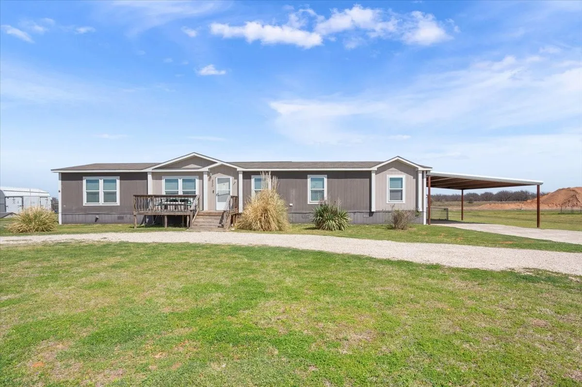 Mobile Home For Sale in Mc Lennan County , 230 Rio Rim Road, Gholson, Texas 76705, 4 Bedroom, 2 Bathroom, Garage spaces, 1,976 Sqft, built in 2018, mls#21213328, Real Estate Agent in Gholson, Homes For Sale in Mc Lennan county, Homes For Sale in Gholson, Realtor in Gholson Texas, Real Estate Brokerage Independent Realty Texas, Luminita Cordes Realtor