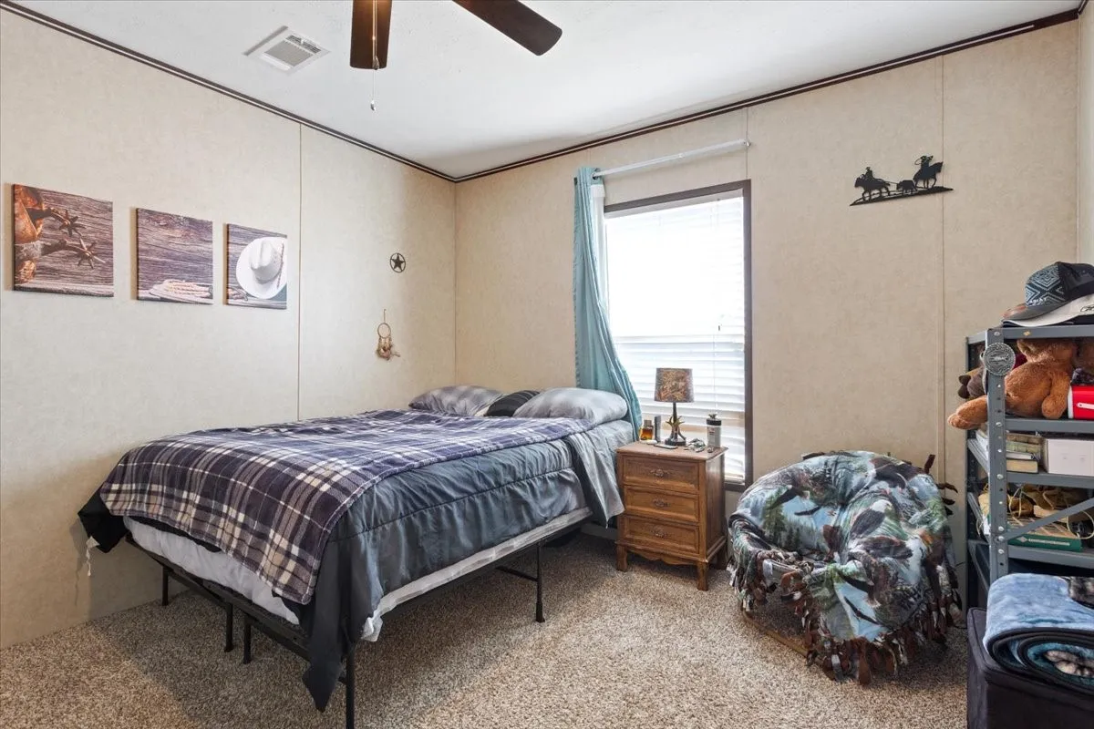 Mobile Home For Sale in Mc Lennan County , 230 Rio Rim Road, Gholson, Texas 76705, 4 Bedroom, 2 Bathroom, Garage spaces, 1,976 Sqft, built in 2018, mls#21213328, Real Estate Agent in Gholson, Homes For Sale in Mc Lennan county, Homes For Sale in Gholson, Realtor in Gholson Texas, Real Estate Brokerage Independent Realty Texas, Luminita Cordes Realtor
