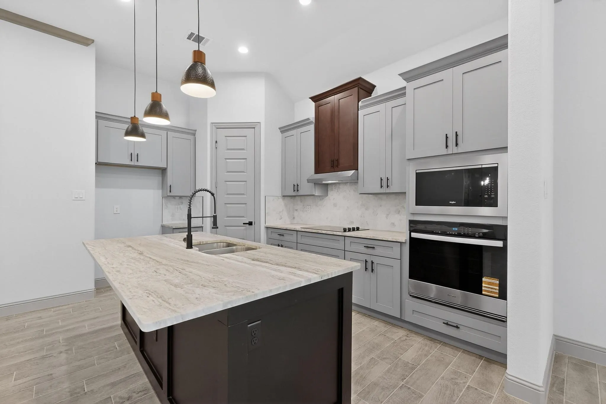 Single Family Residence For Sale in Henderson County , 108 Palomita Circle, Athens, Texas 75751, 3 Bedroom, 2 Bathroom, 3 Garage spaces, 1,711 Sqft, built in 2026, mls#21210677, Real Estate Agent in Athens, Homes For Sale in Henderson county, Homes For Sale in Athens, Realtor in Athens Texas, Real Estate Brokerage Independent Realty Texas, Luminita Cordes Realtor