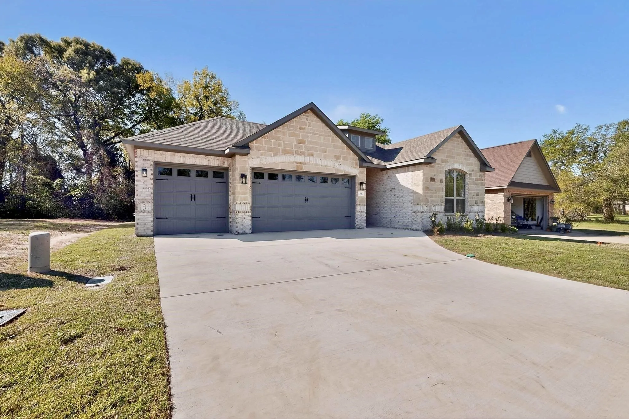 Single Family Residence For Sale in Henderson County , 108 Palomita Circle, Athens, Texas 75751, 3 Bedroom, 2 Bathroom, 3 Garage spaces, 1,711 Sqft, built in 2026, mls#21210677, Real Estate Agent in Athens, Homes For Sale in Henderson county, Homes For Sale in Athens, Realtor in Athens Texas, Real Estate Brokerage Independent Realty Texas, Luminita Cordes Realtor