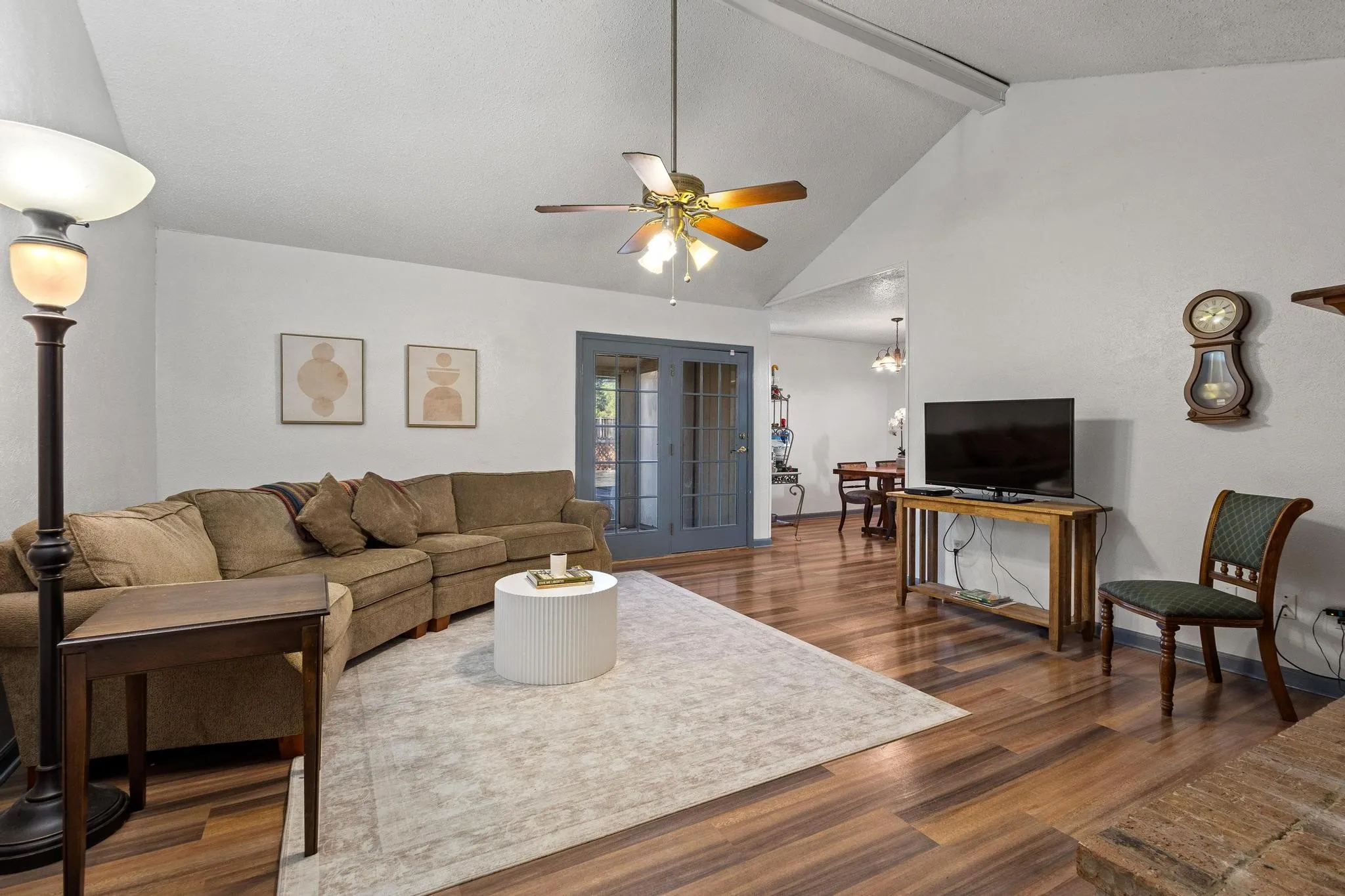 Single Family Residence For Sale in Denton County , 1430 Wildvalley Drive, Lewisville, Texas 75067, 3 Bedrooms, 2 Bathrooms, 2 Garage spaces, 1,439 Sqft, built in 1980, Price $315,000, mls#21213252, Real Estate Agent in Lewisville, Homes For Sale in Denton county, Homes For Sale in Lewisville, Realtor in Lewisville Texas, Real Estate Brokerage Independent Realty Texas, Luminita Cordes Realtor