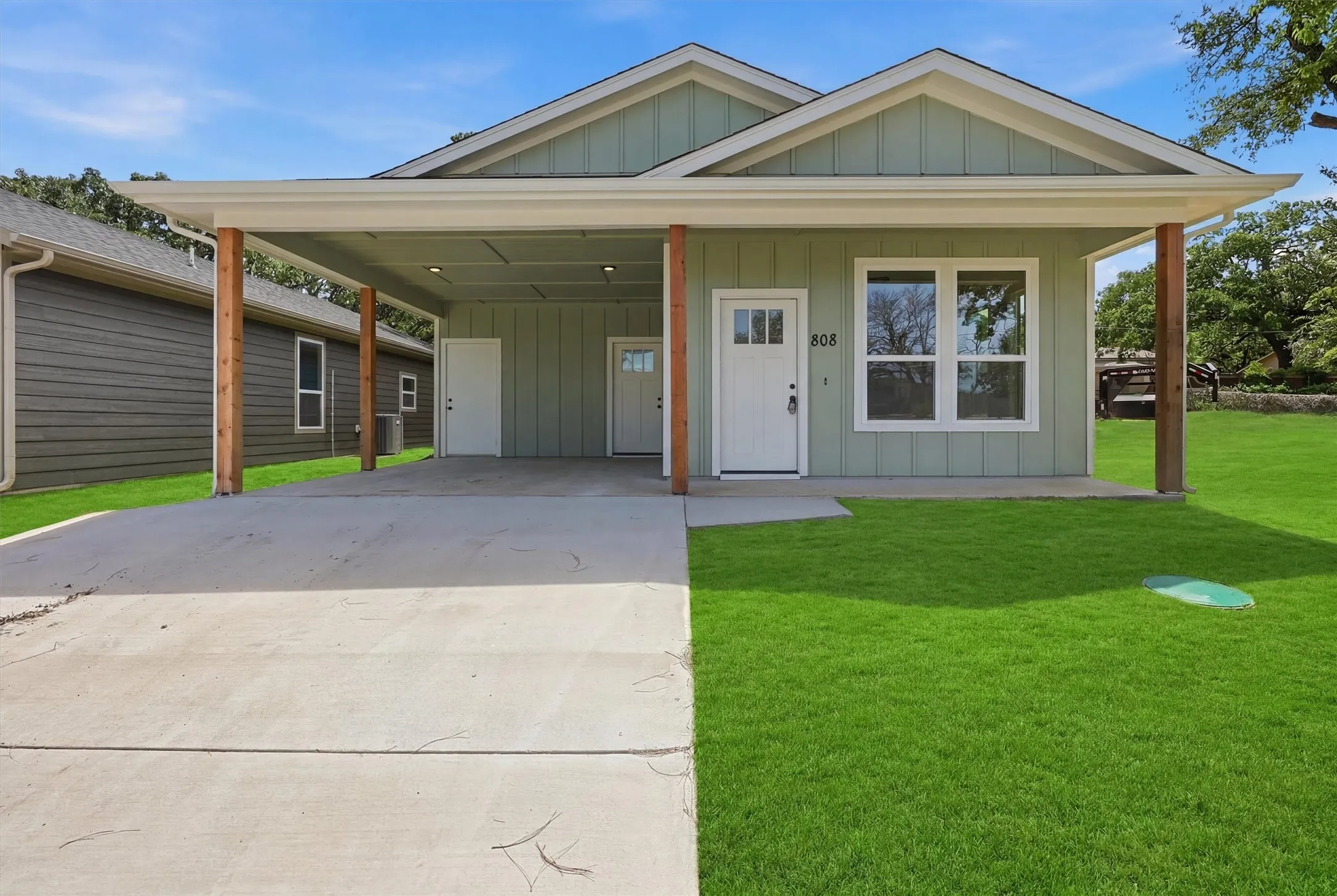 Single Family Residence For Sale in Hood County , 808 Branding Iron Trail, Granbury, Texas 76049, 3 Bedroom, 2 Bathroom, Garage spaces, 1,200 Sqft, built in 2026, New Construction - Incomplete, mls#21212187, Real Estate Agent in Granbury, Homes For Sale in Hood county, Homes For Sale in Granbury, Realtor in Granbury Texas, Real Estate Brokerage Independent Realty Texas, Luminita Cordes Realtor