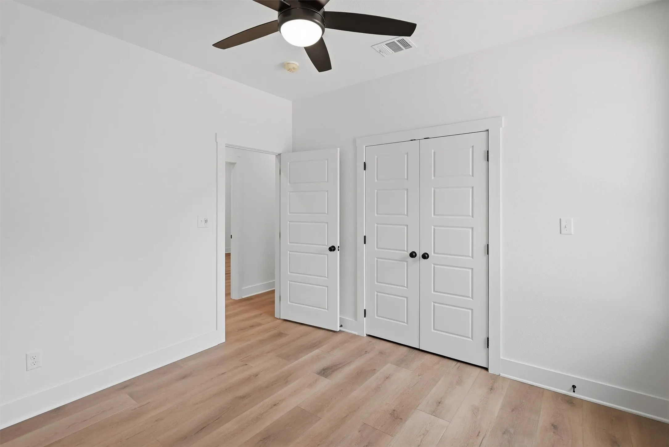 Single Family Residence For Sale in Hood County , 808 Branding Iron Trail, Granbury, Texas 76049, 3 Bedroom, 2 Bathroom, Garage spaces, 1,200 Sqft, built in 2026, New Construction - Incomplete, mls#21212187, Real Estate Agent in Granbury, Homes For Sale in Hood county, Homes For Sale in Granbury, Realtor in Granbury Texas, Real Estate Brokerage Independent Realty Texas, Luminita Cordes Realtor