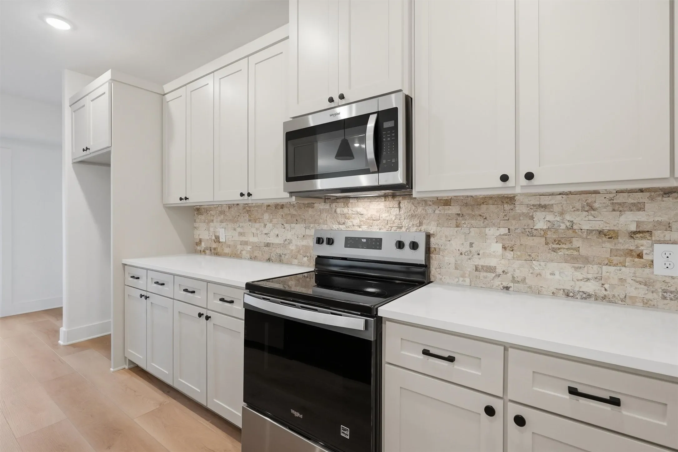 Single Family Residence For Sale in Hood County , 821 Harness Trail, Granbury, Texas 76049, 3 Bedroom, 3 Bathroom, Garage spaces, 1,936 Sqft, built in 2026, New Construction - Incomplete, mls#21211828, Real Estate Agent in Granbury, Homes For Sale in Hood county, Homes For Sale in Granbury, Realtor in Granbury Texas, Real Estate Brokerage Independent Realty Texas, Luminita Cordes Realtor