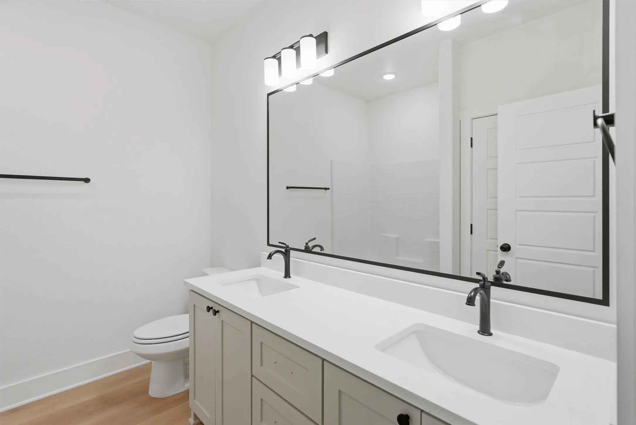 Single Family Residence For Sale in Hood County , 821 Harness Trail, Granbury, Texas 76049, 3 Bedroom, 3 Bathroom, Garage spaces, 1,936 Sqft, built in 2026, New Construction - Incomplete, mls#21211828, Real Estate Agent in Granbury, Homes For Sale in Hood county, Homes For Sale in Granbury, Realtor in Granbury Texas, Real Estate Brokerage Independent Realty Texas, Luminita Cordes Realtor