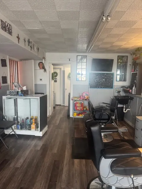 Office For Sale in Parker County , 115 E 1st Street, Springtown, Texas 76082, 0, 0, Garage spaces, 0 Sqft, built in 1961, Preowned, mls#21213507, Real Estate Agent in Springtown, Homes For Sale in Parker county, Homes For Sale in Springtown, Realtor in Springtown Texas, Real Estate Brokerage Independent Realty Texas, Luminita Cordes Realtor