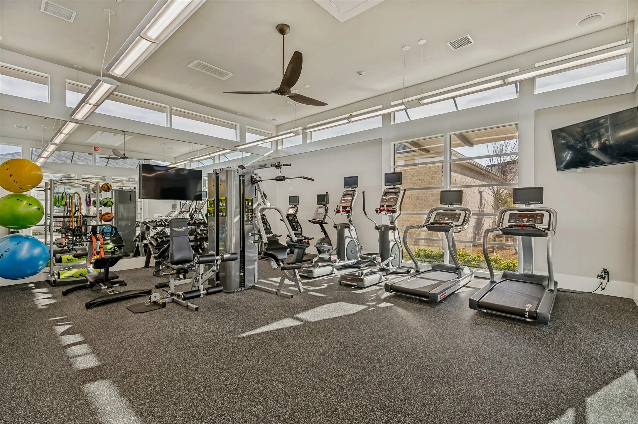 Condominium For Sale in Collin County , 651 N Watters Road 1101, Allen, Texas 75013, 2 Bedroom, 2 Bathroom, 1 Garage spaces, 1,884 Sqft, built in 2022, mls#21213268, Real Estate Agent in Allen, Homes For Sale in Collin county, Homes For Sale in Allen, Realtor in Allen Texas, Real Estate Brokerage Independent Realty Texas, Luminita Cordes Realtor
