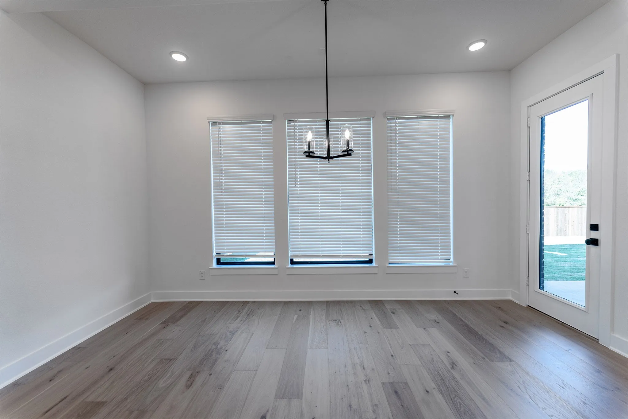 Single Family Residence For Sale in Rockwall County , 1814 Costa Verde Drive, Mclendon Chisholm, Texas 75032, 5 Bedroom, 4 Bathroom, 3 Garage spaces, 4,052 Sqft, built in 2025, New Construction - Incomplete, Price $722,901, mls#21213529, Real Estate Agent in Mclendon Chisholm, Homes For Sale in Rockwall county, Homes For Sale in Mclendon Chisholm, Realtor in Mclendon Chisholm Texas, Real Estate Brokerage Independent Realty Texas, Luminita Cordes Realtor
